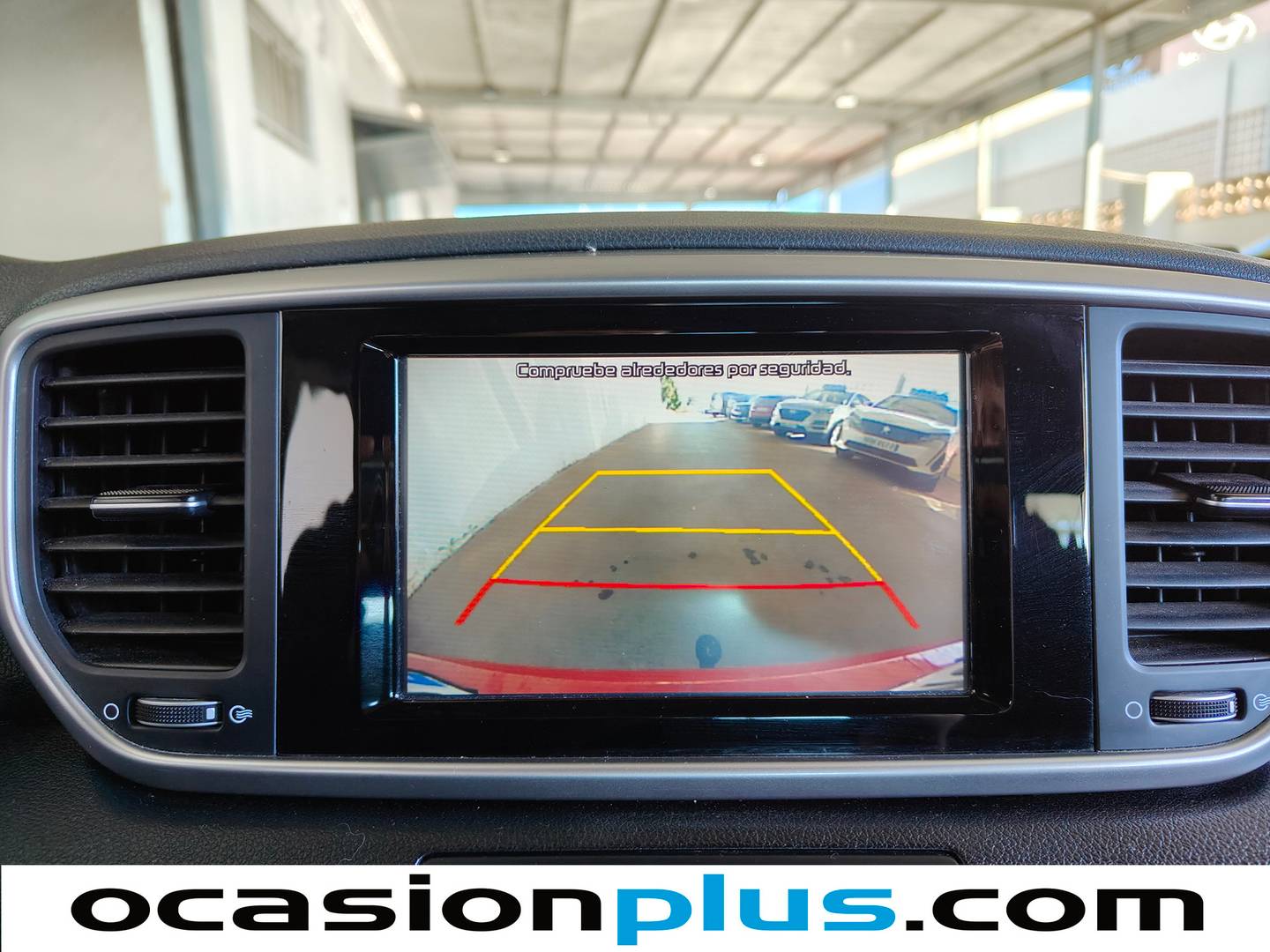 Equipamiento del KIA Sportage Kia Sportage 1.6 GDi Concept 4x2 (132 CV)