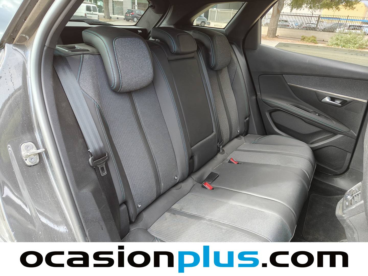 Foto Peugeot 3008 Peugeot 3008 BlueHDi 130 S&S Allure Pack EAT8 (130 CV)