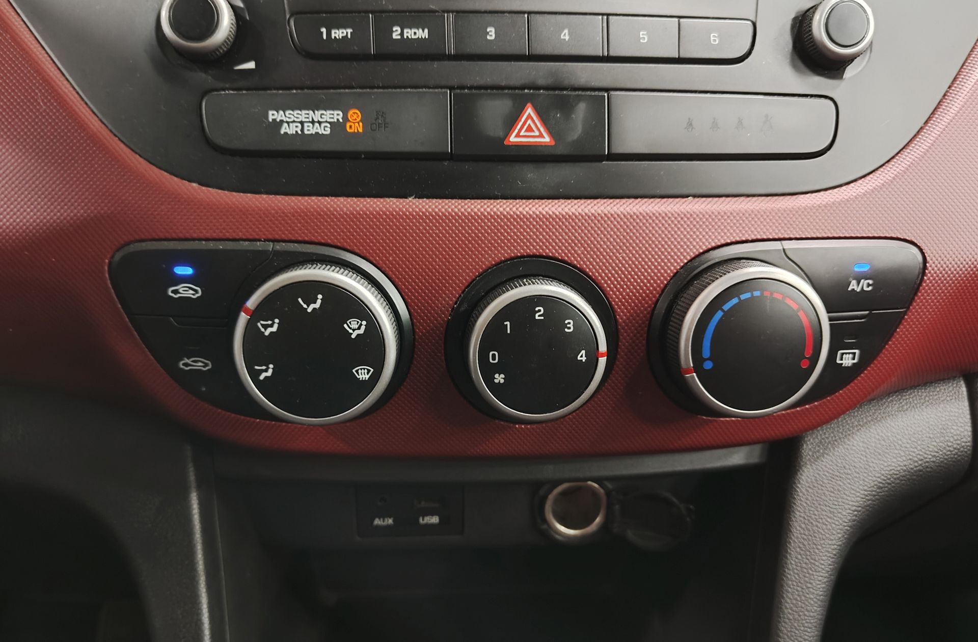 Hyundai i10 1.0 Tecno - foto 23