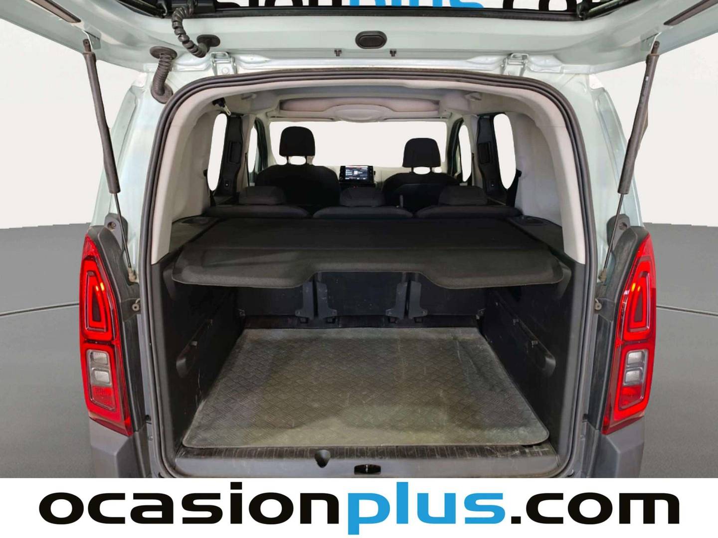 Fotos maletero Citroën Berlingo Citroën Berlingo BlueHDi 130 S&S Talla M Shine (130 CV)