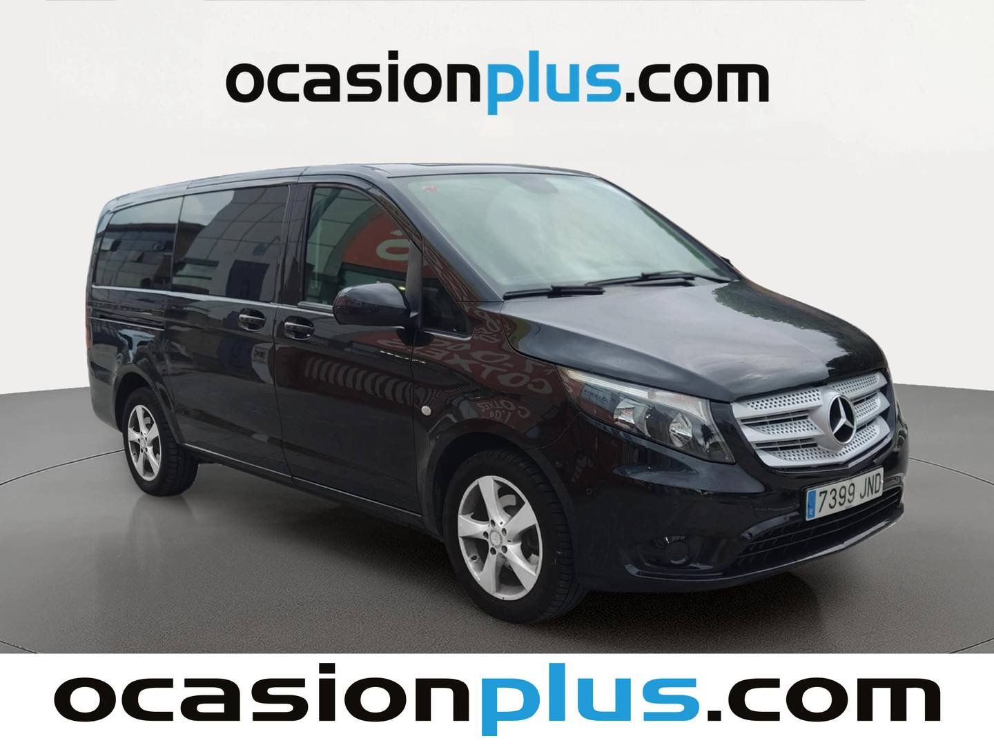 Foto delantera Mercedes Vito Mercedes Vito 114 CDI Tourer Pro Larga (136 CV) 9 Plazas derecha