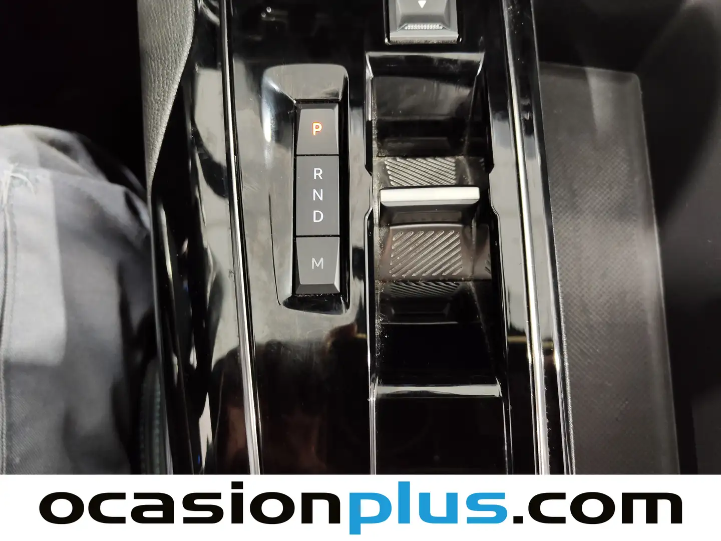 Foto Peugeot 5008 Peugeot 5008 PureTech 130 S&S Allure Pack EAT8 (130 CV) 7 Plazas