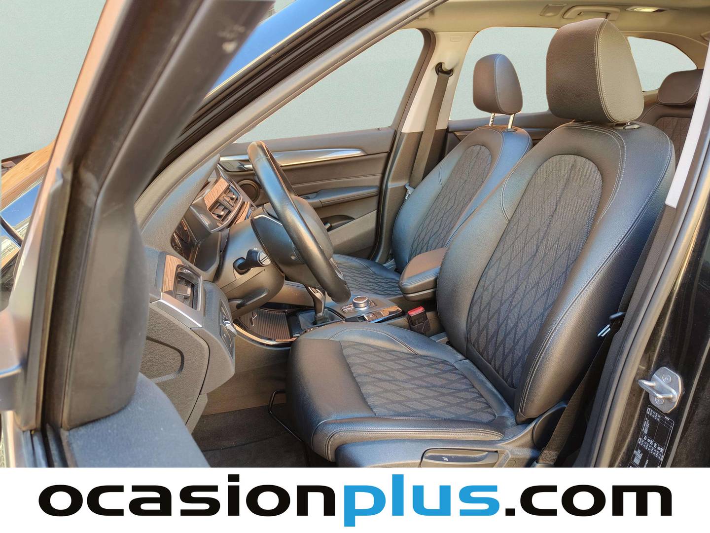 Foto asientos delanteros BMW X1 BMW X1 xDrive20d (190 CV)