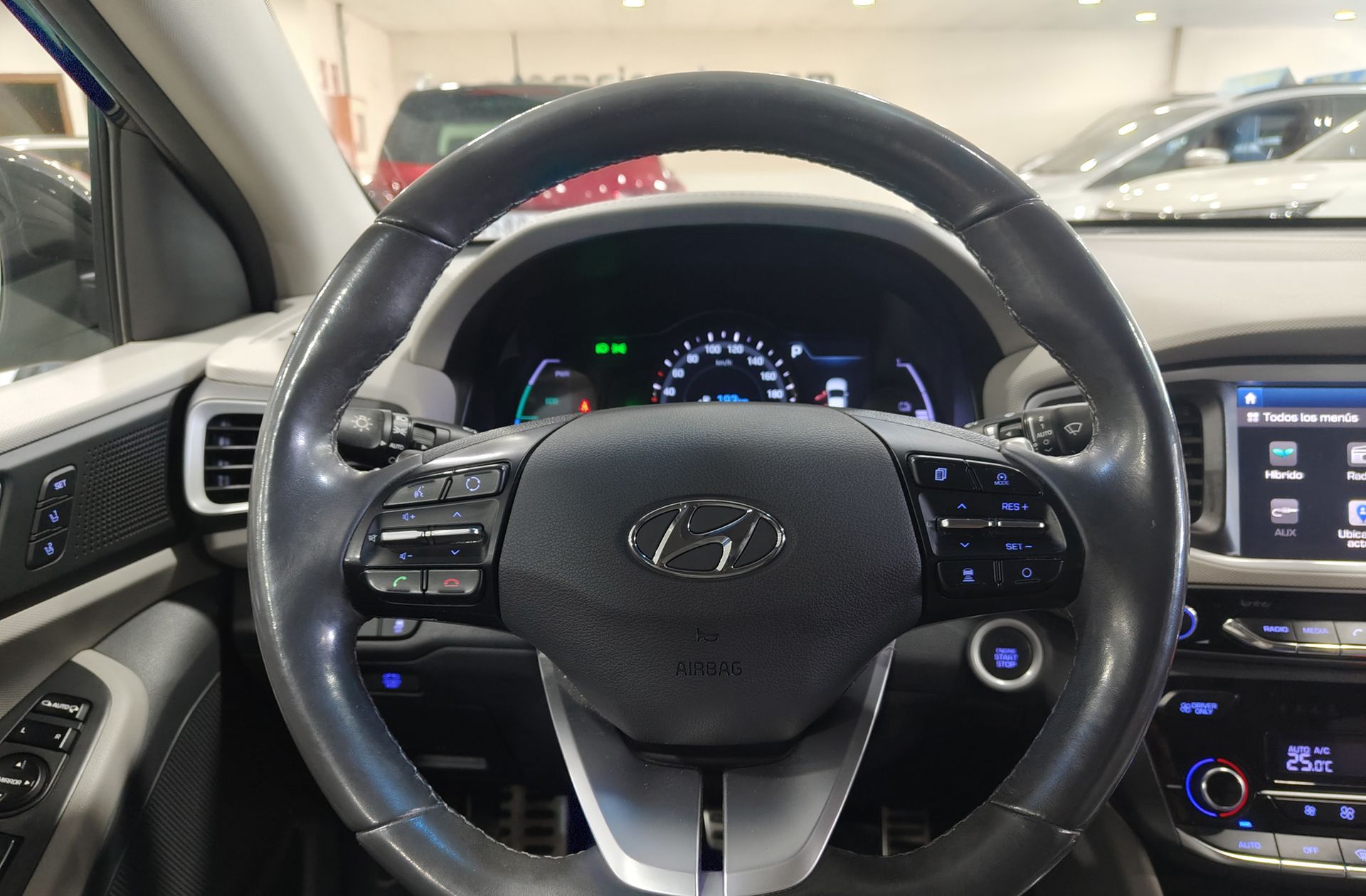 Hyundai Ioniq 1.6 GDI HEV Style DCT - foto 24