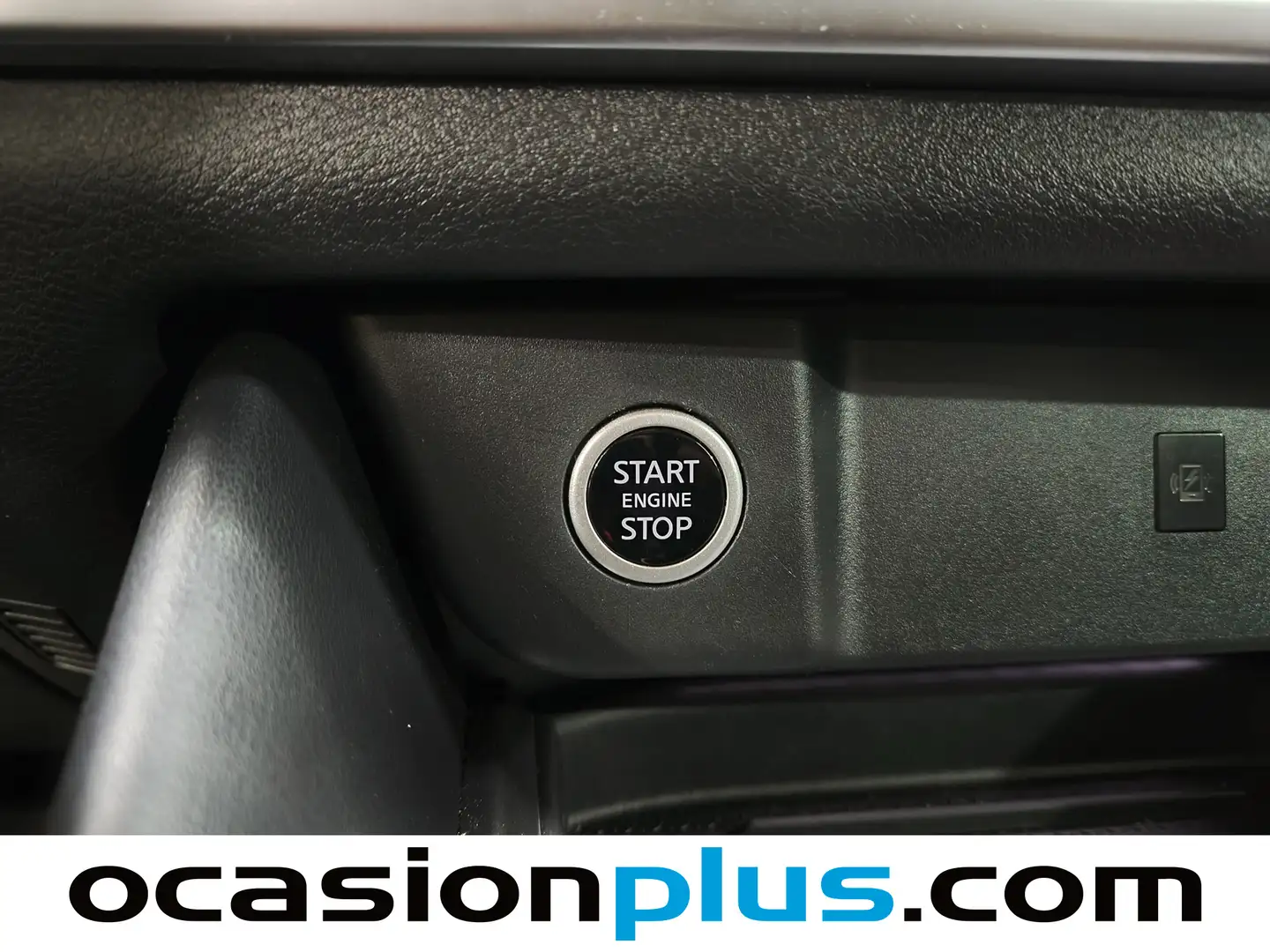 Foto Nissan QASHQAI Nissan Qashqai DIG-T 140 N-Connecta (140 CV)