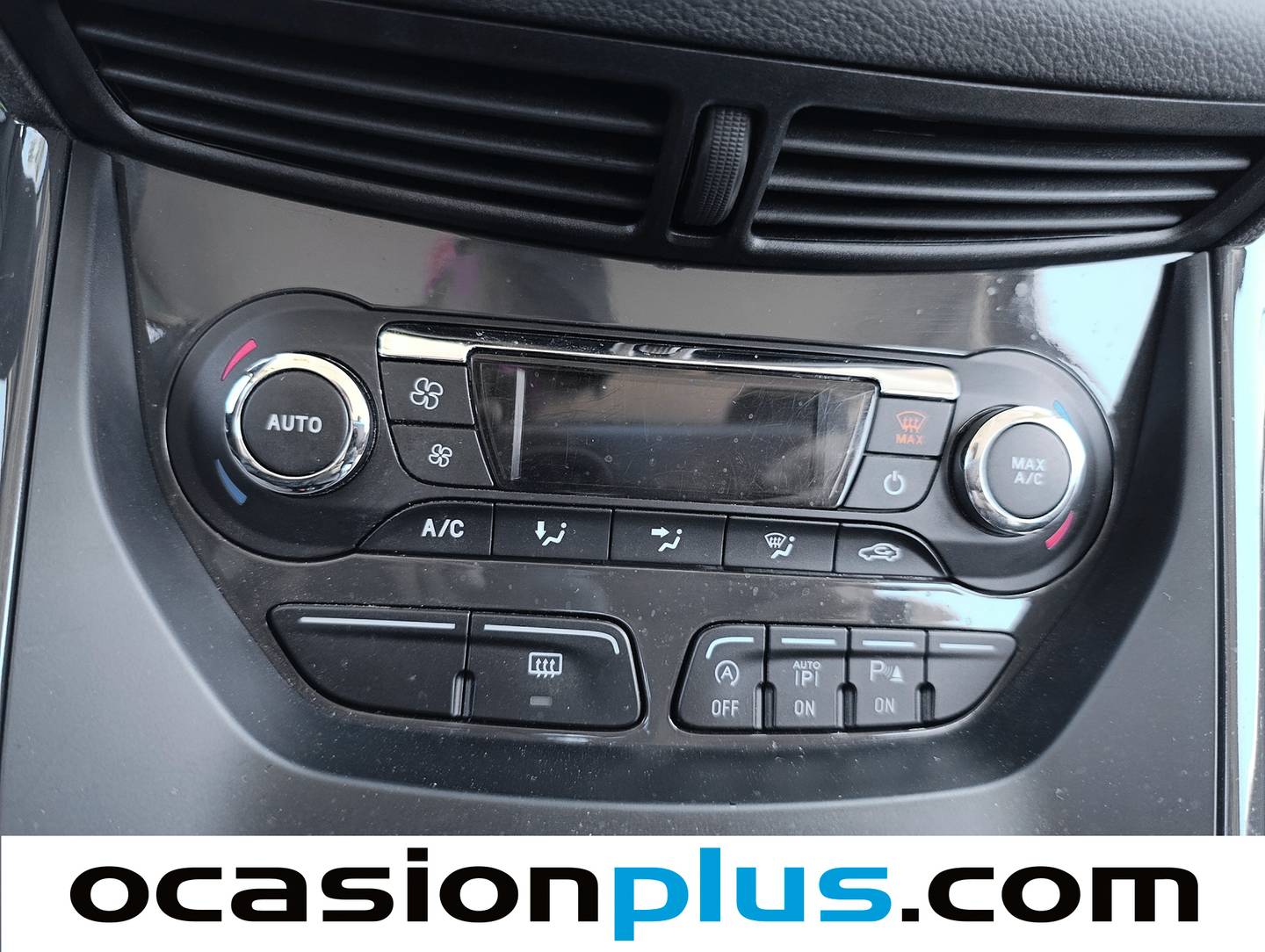Equipamiento del Ford Kuga Ford Kuga 1.5 EcoBoost S&S Titanium 4x2 (150 CV)