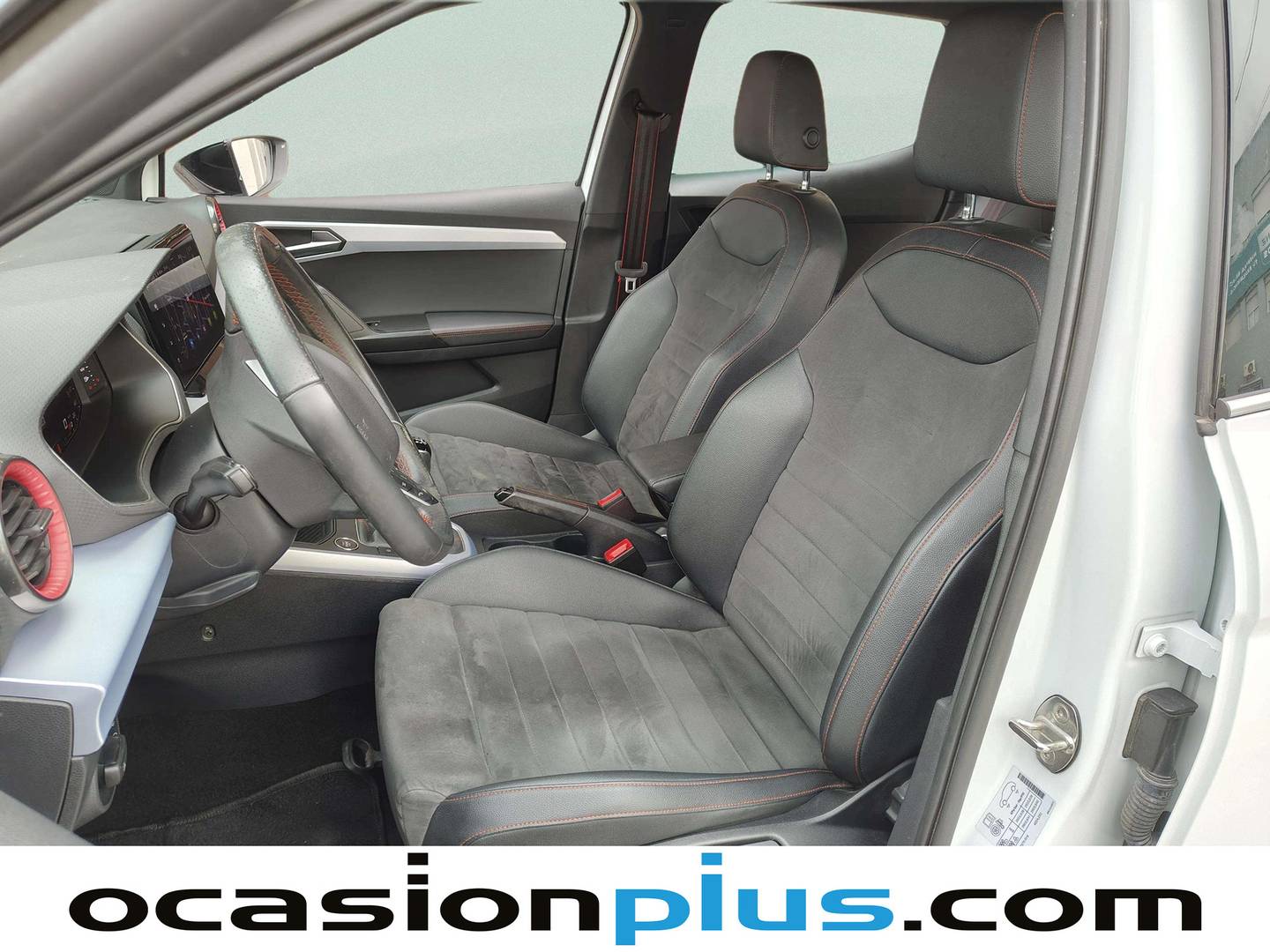 Foto asientos delanteros Seat Arona Seat Arona 1.0 TSI S&S FR Plus (110 CV)