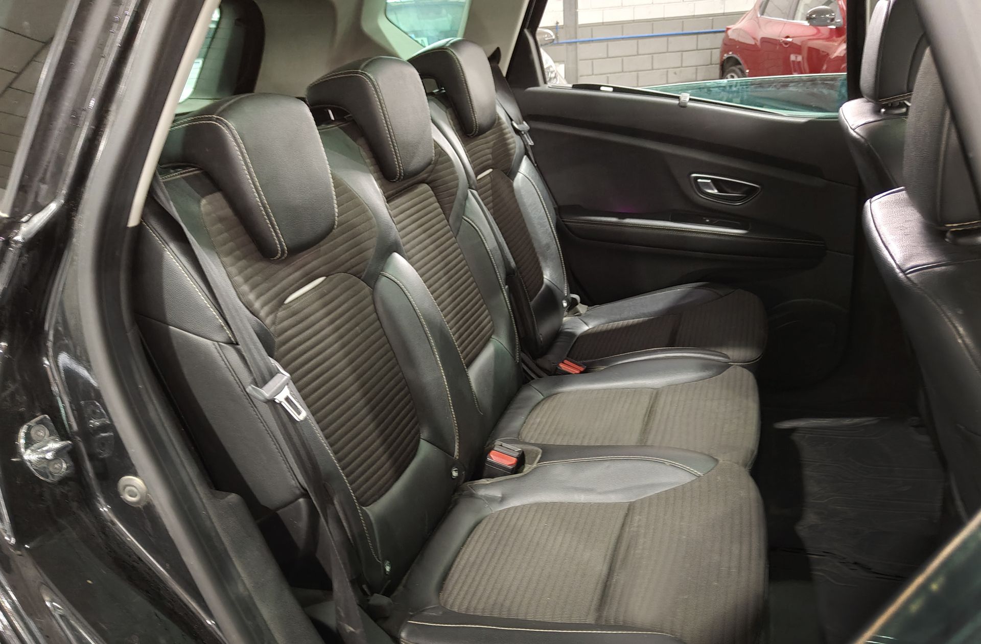 Renault Scénic Zen TCe GPF - foto 19
