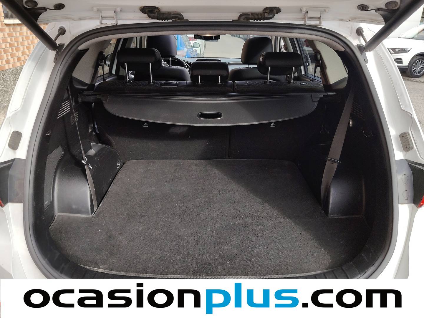 Foto Hyundai Santa Fe Hyundai Santa Fe 2.2 CRDI Style 4x4 Auto SR (200 CV) 7 Plazas siete plazas