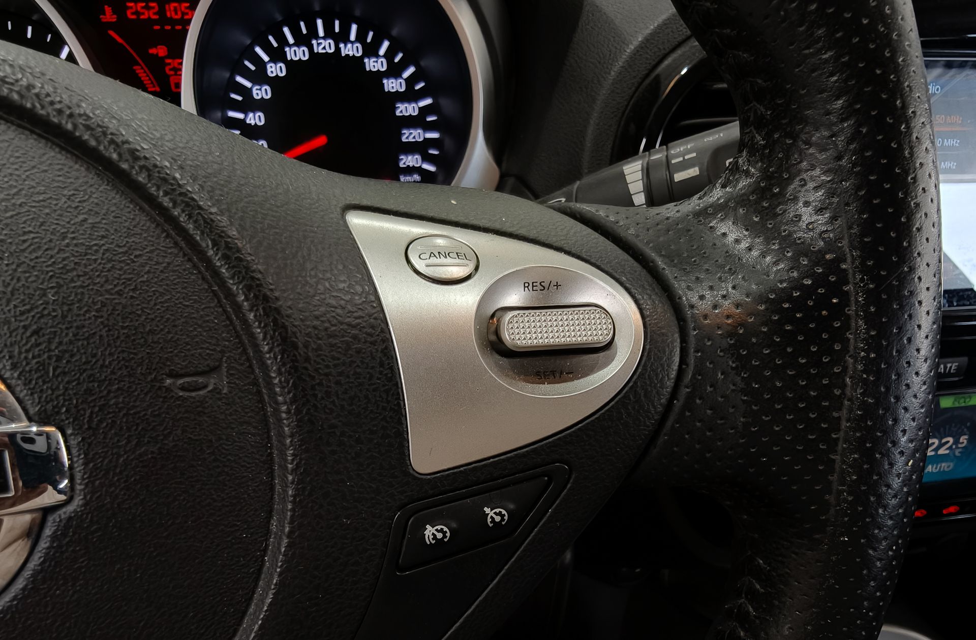 Nissan Juke 1.5 dCi Acenta 4x2 - foto 24
