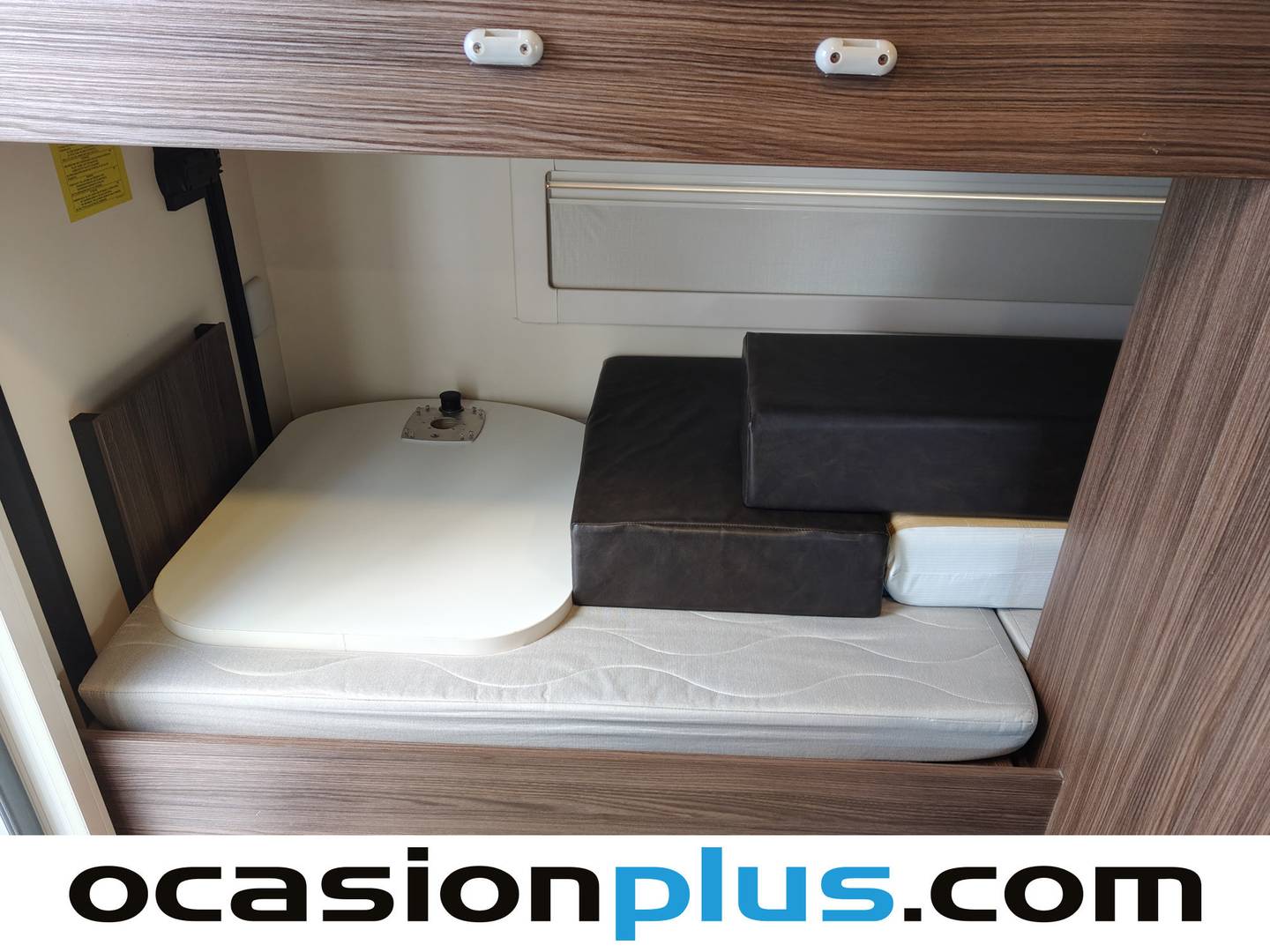 Benimar Sport 323 Benimar Sport 323 Design (150 CV) 7 Plazas 150cv