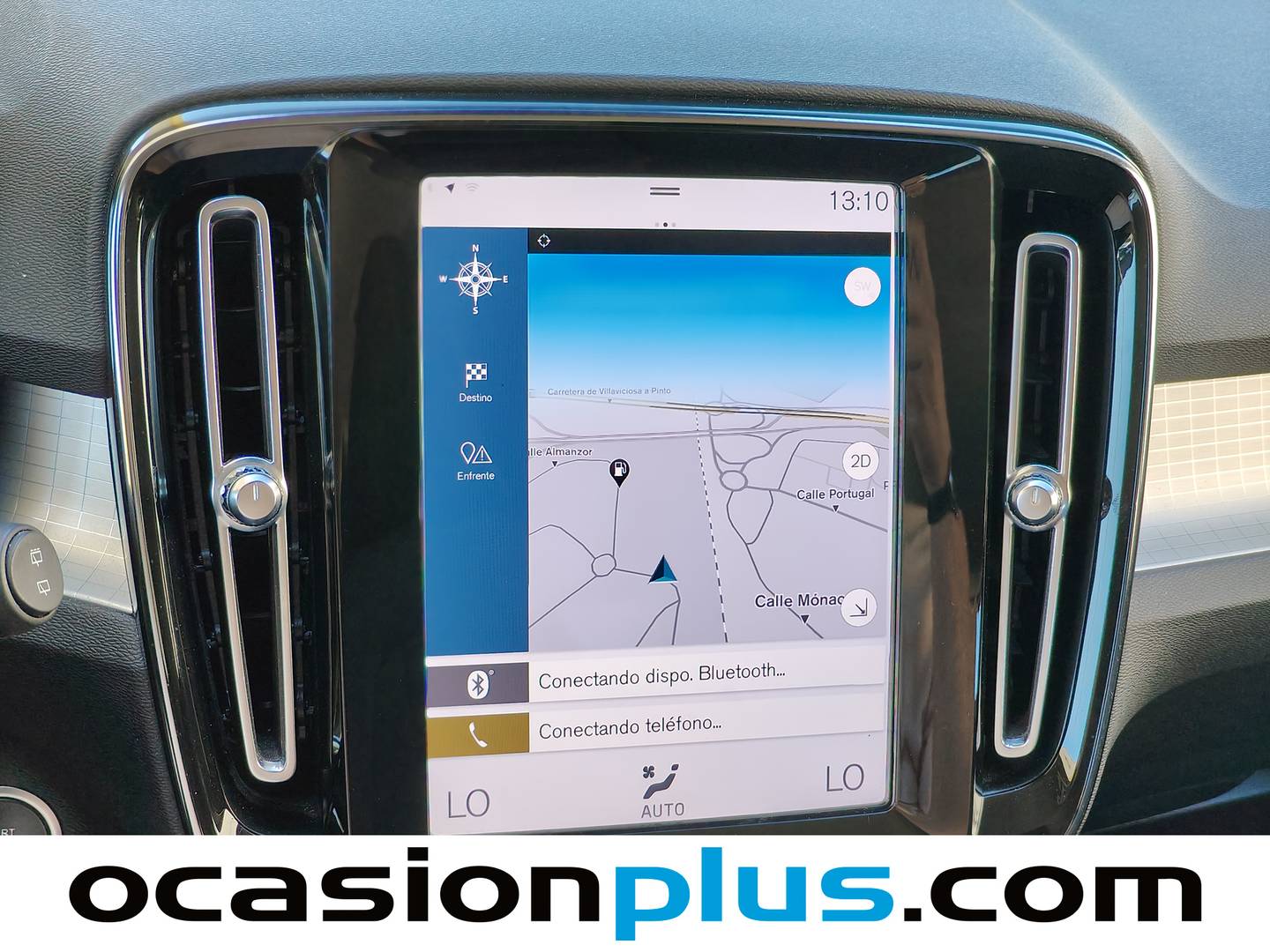 Extras y acabados del Volvo XC40 Volvo XC40 T3 Momentum Pro Auto  (163 CV)