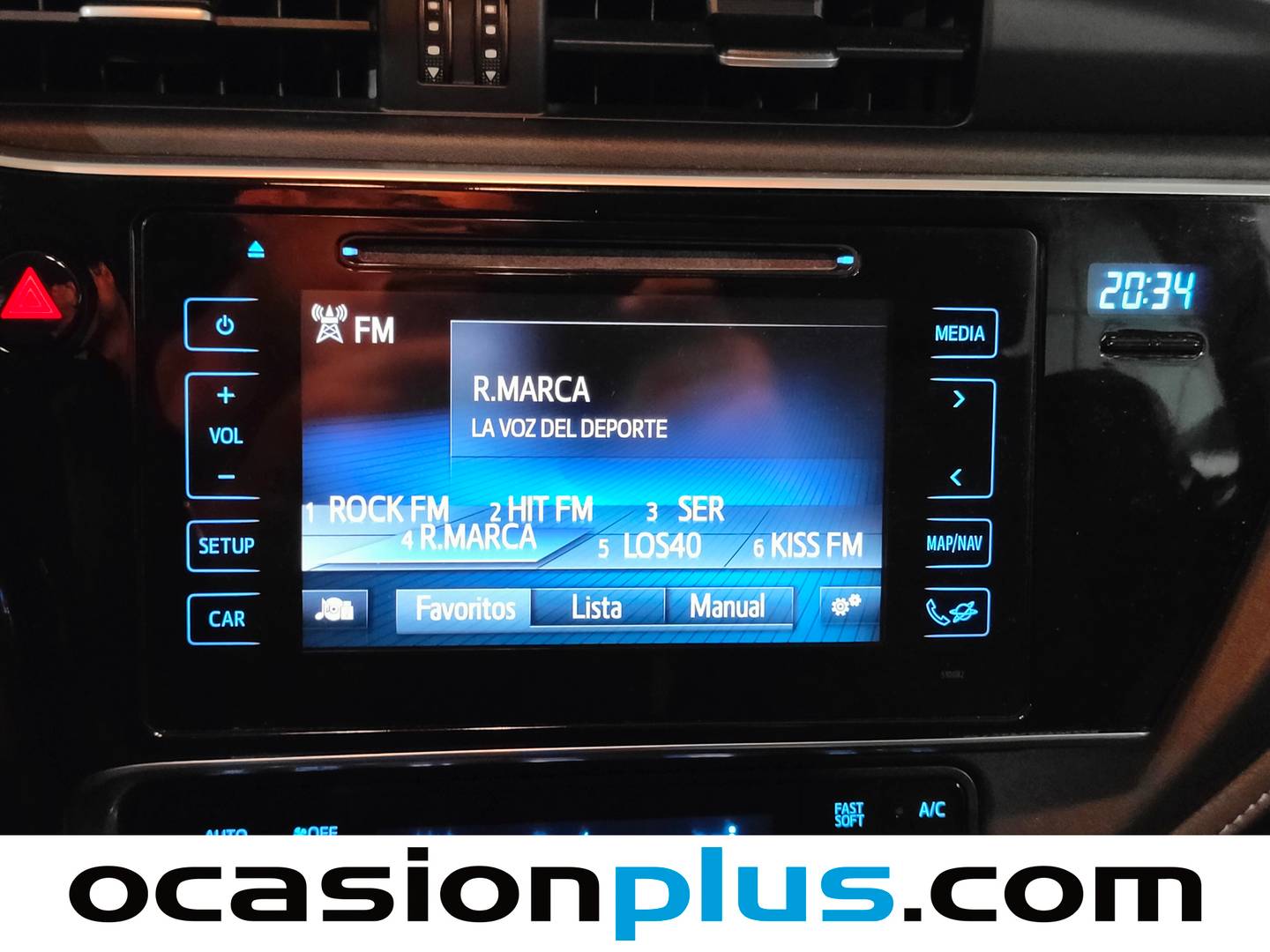 Foto Toyota Auris Toyota Auris 140H Touring Sports Active (136 CV)