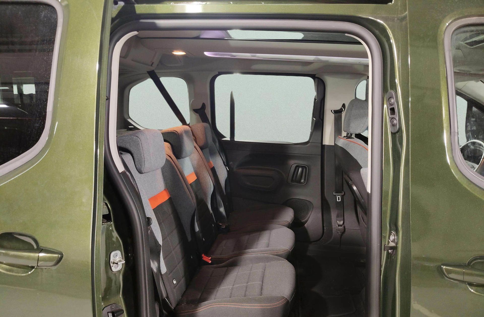 Citroën Berlingo BlueHDi 130 Talla M Max - foto 20