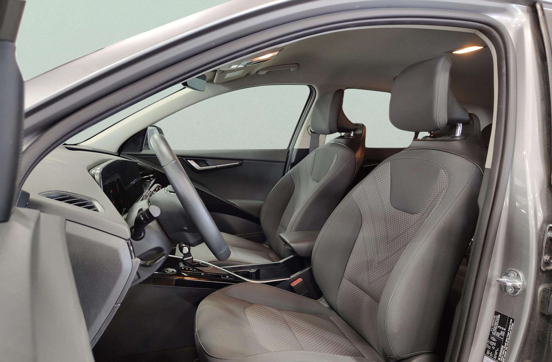 Kia Niro 1.6 GDi HEV Concept - foto 11