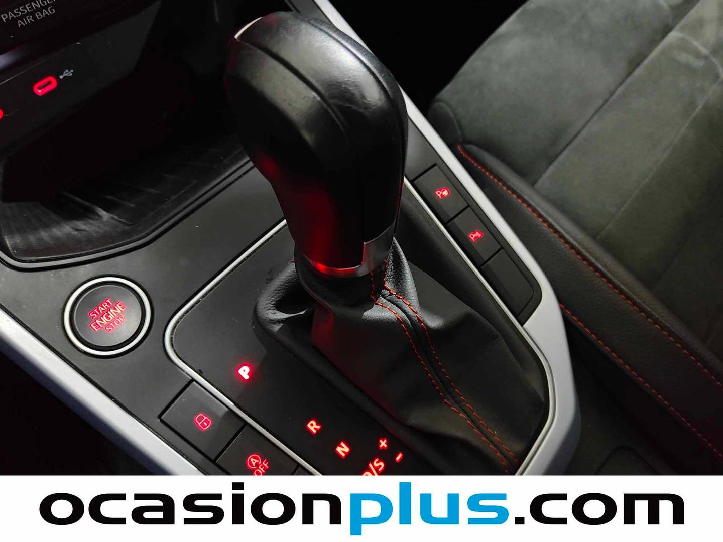 Foto Seat Arona SEAT Arona 1.5 TSI FR XL DSG (150 CV)