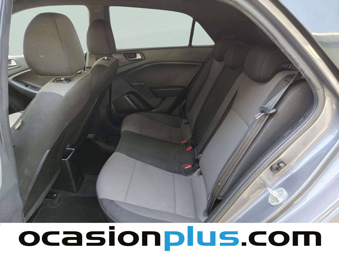 Foto asientos traseros Hyundai i20 Hyundai i20 1.2 MPI Essence (84 CV)