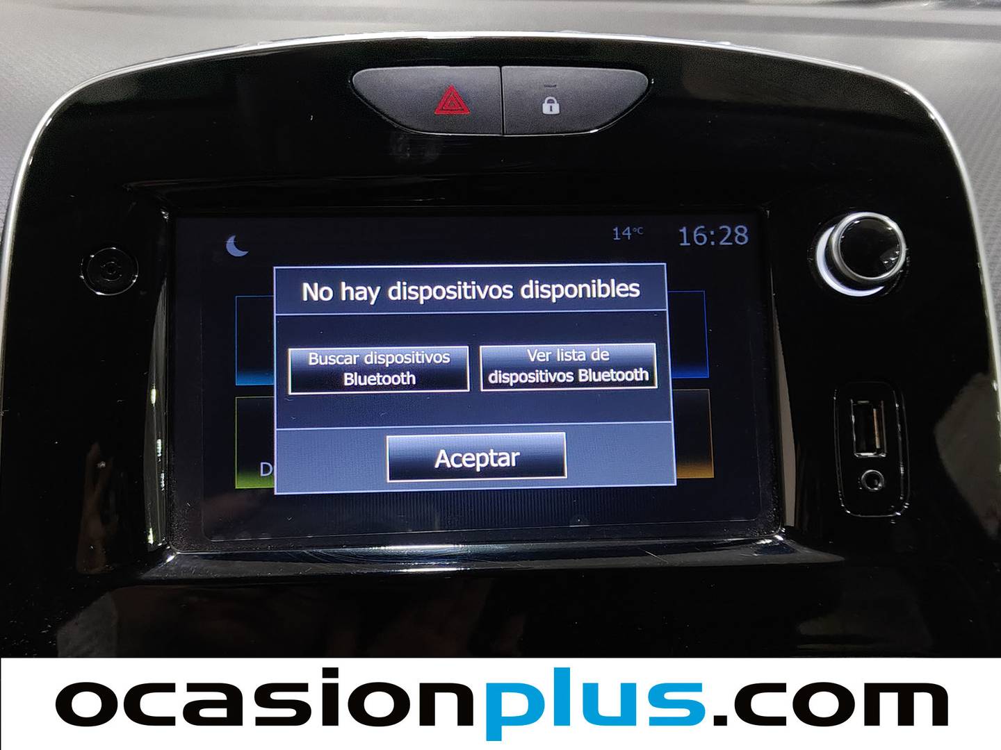 Foto Renault Clio Renault Clio Sport Tourer Zen TCe (90 CV)