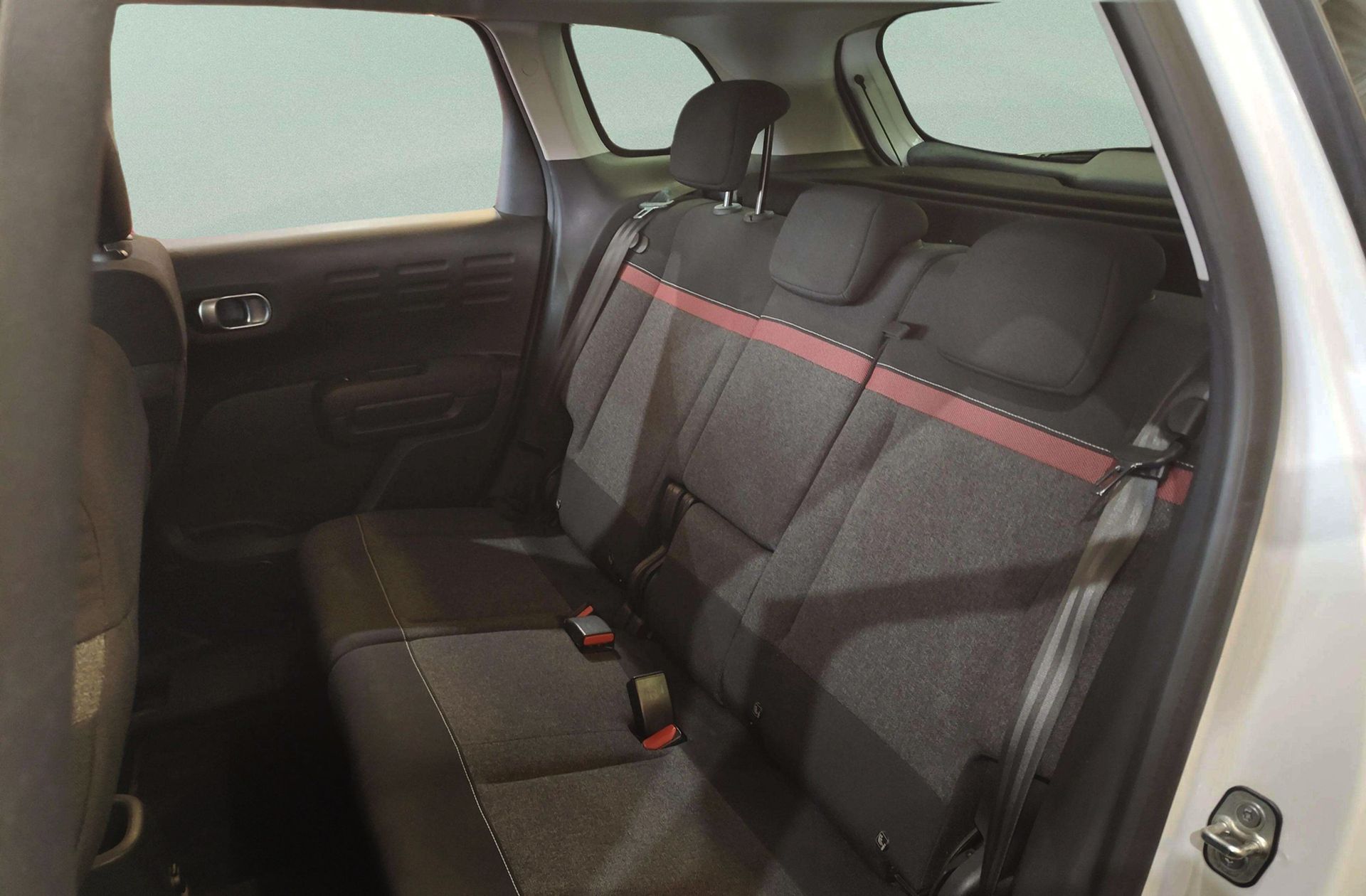 Citroën C3 Aircross BlueHDi 100 C-Series - foto 12