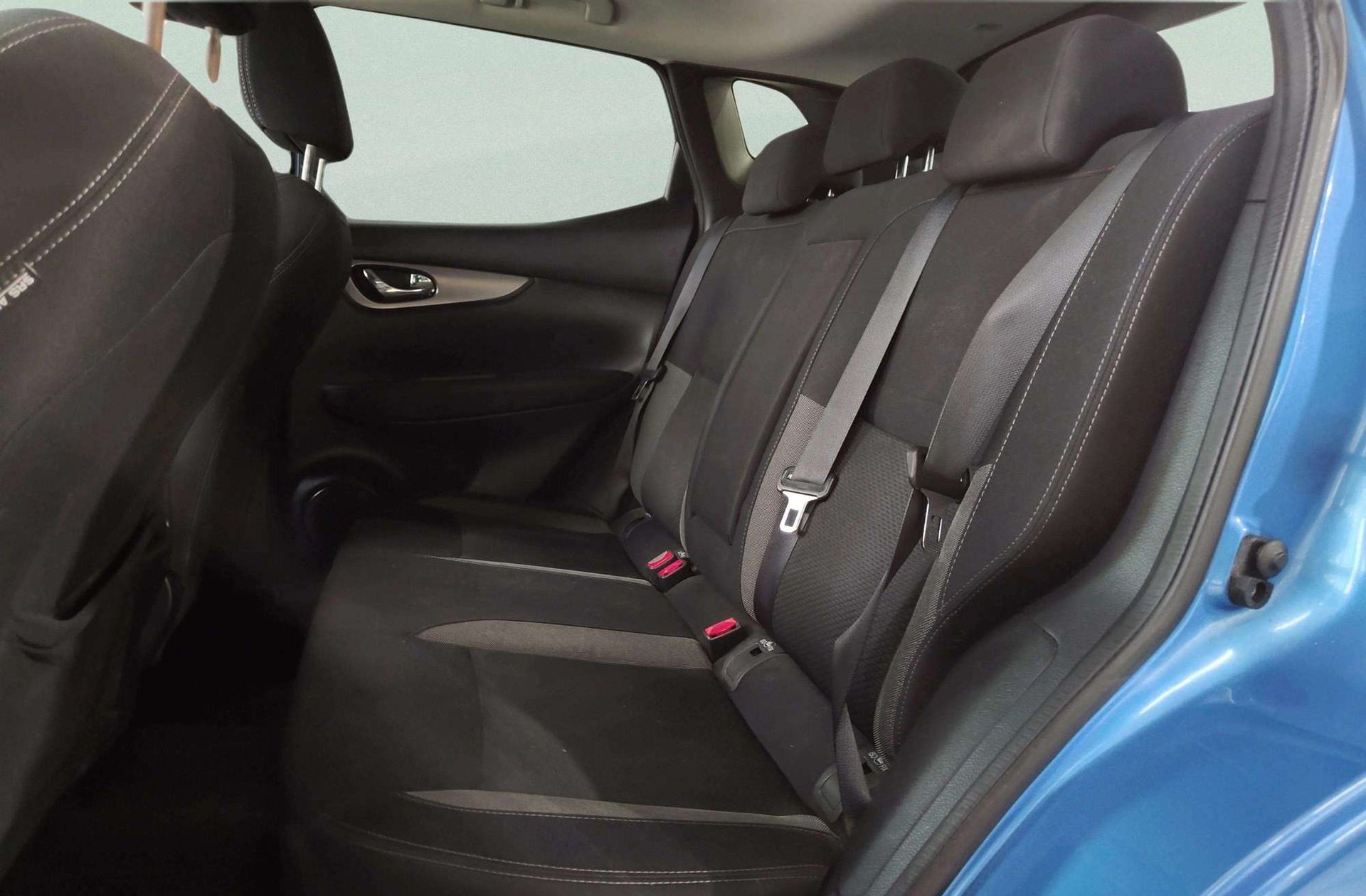 Nissan Qashqai DIG-T 140 N-Connecta - foto 12