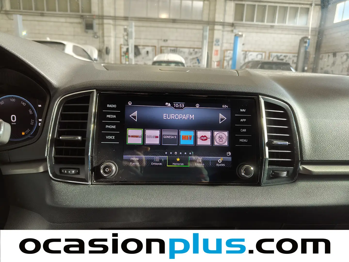 Foto Skoda Karoq Skoda Karoq 2.0 TDI Ambition 4X4 DSG (150 CV)