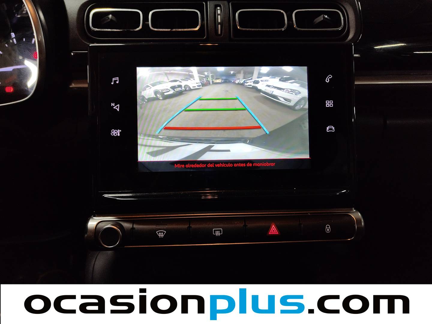 Equipamiento del Citroën C3 Citroën C3 BlueHDi 100 S&S Shine (102 CV)
