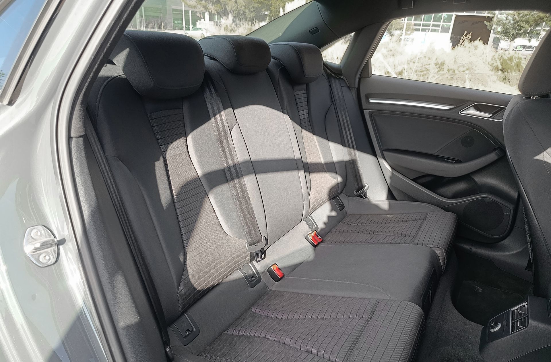 Audi A3 Sedan S line edition 1.6 TDI - foto 16