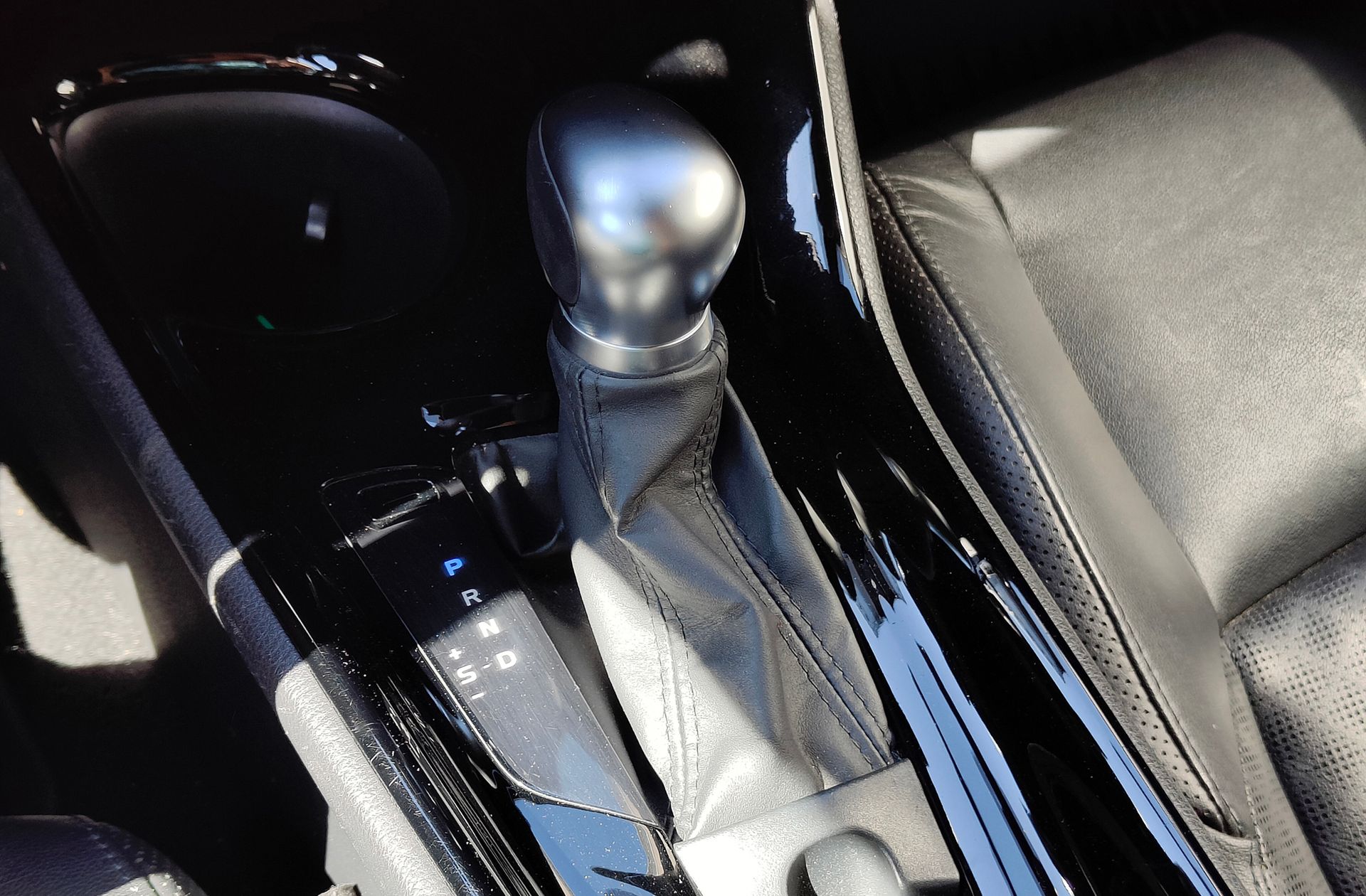 Toyota C-HR 180H Advance Luxury - foto 5