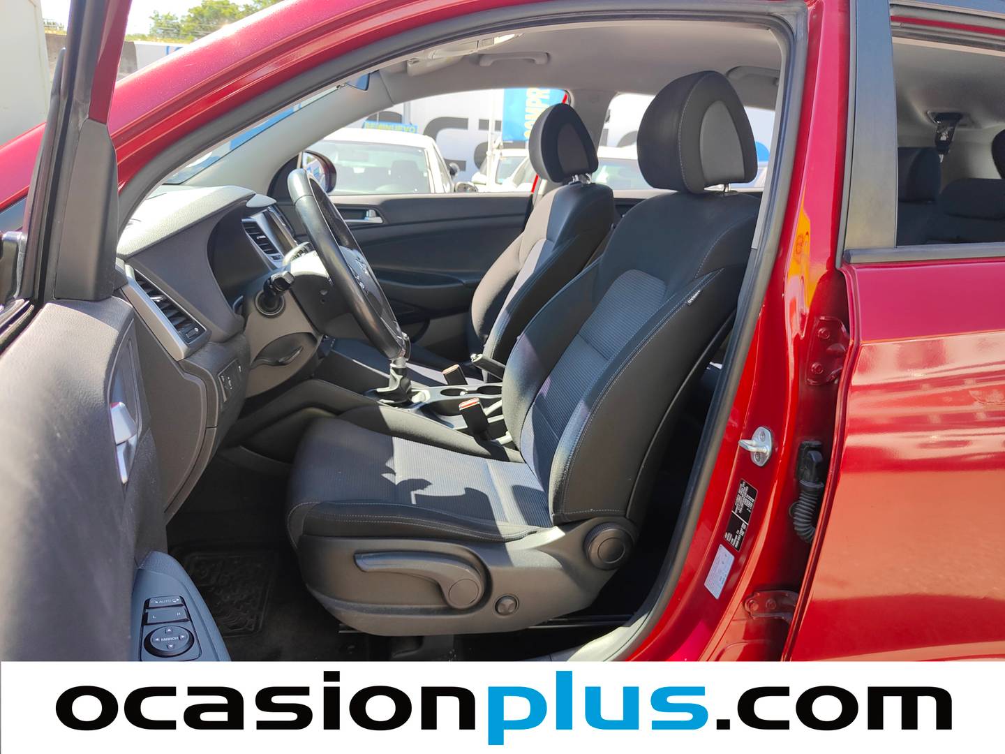Foto asientos delanteros Hyundai Tucson Hyundai Tucson 1.7 CRDI BlueDrive 25 Aniversario 4x2 (115 CV)