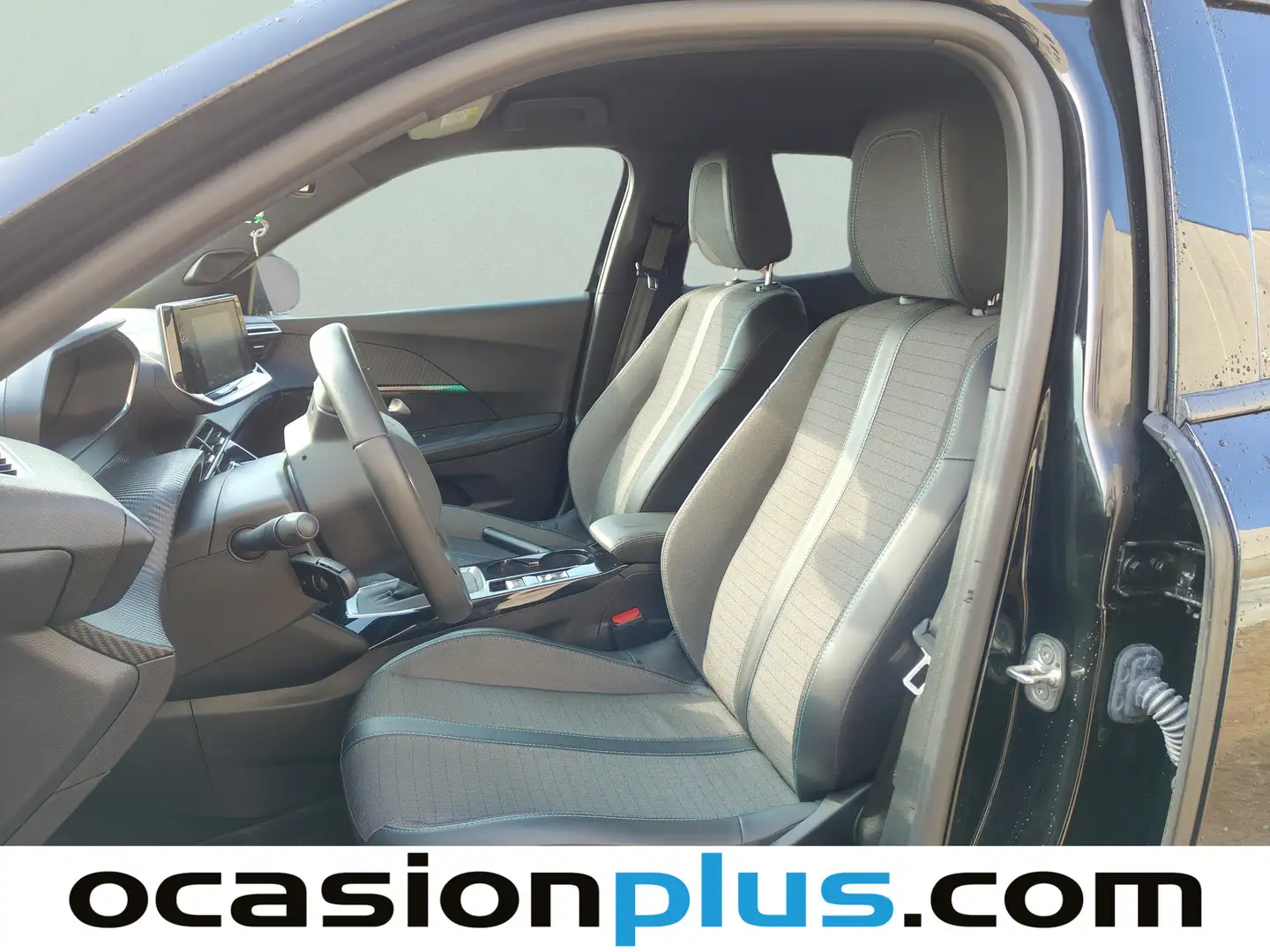 Foto Peugeot 2008 Peugeot 2008 PureTech 100 S&S Allure (100 CV)