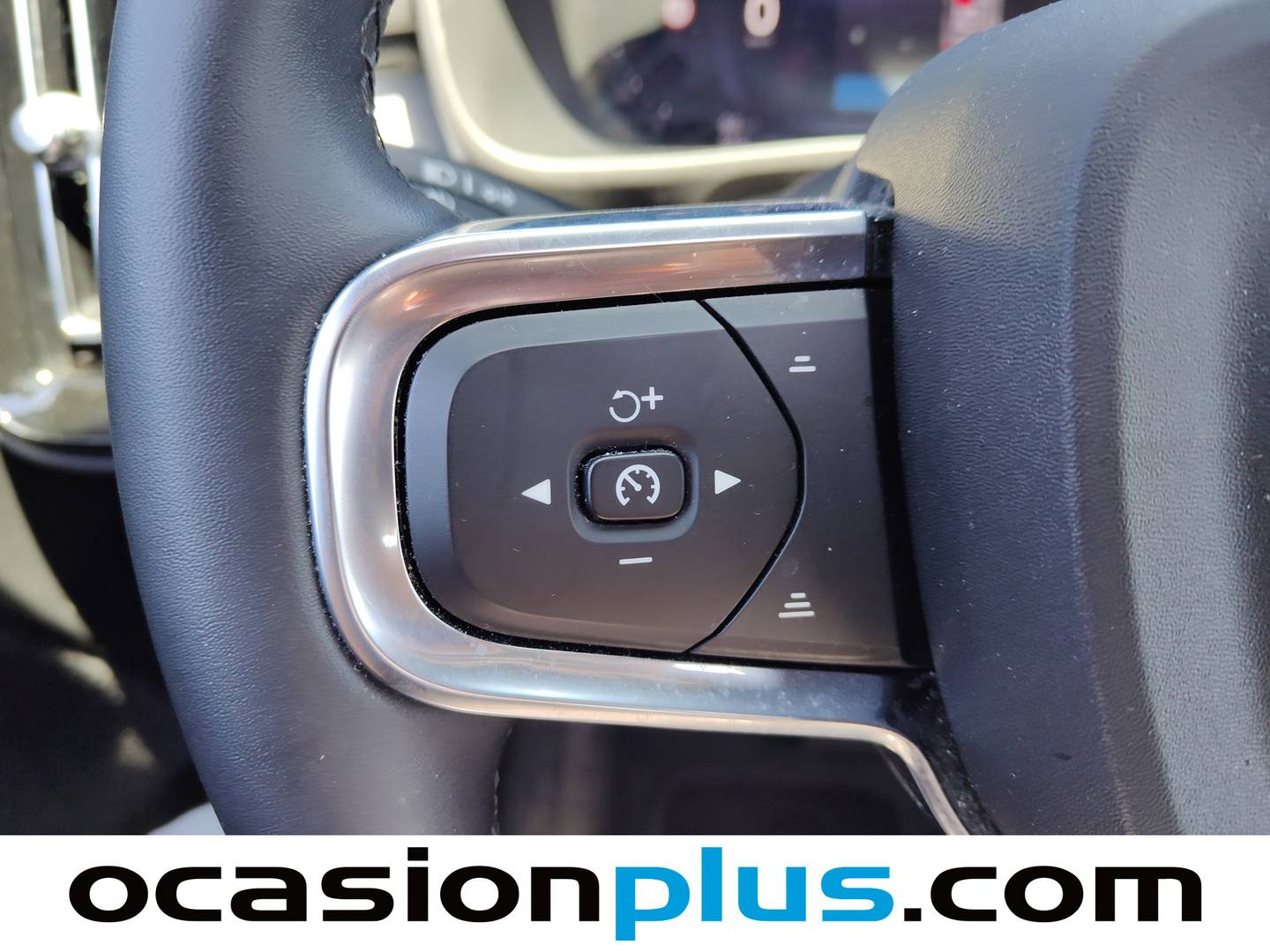 Volvo XC40 Volvo XC40 B3 Gasolina Mild hybrid Black Edition Ultra Auto (163 CV) barato