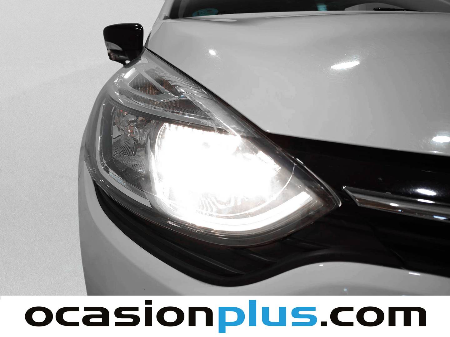 Renault Clio Renault Clio Limited 1.2  (75 CV) al mejor precio