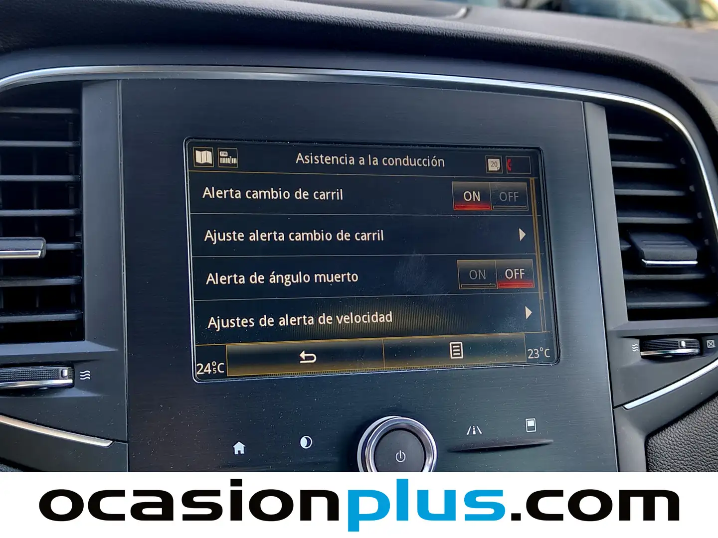 Foto Renault Mégane Renault Megane Zen TCe  (140 CV) GPF