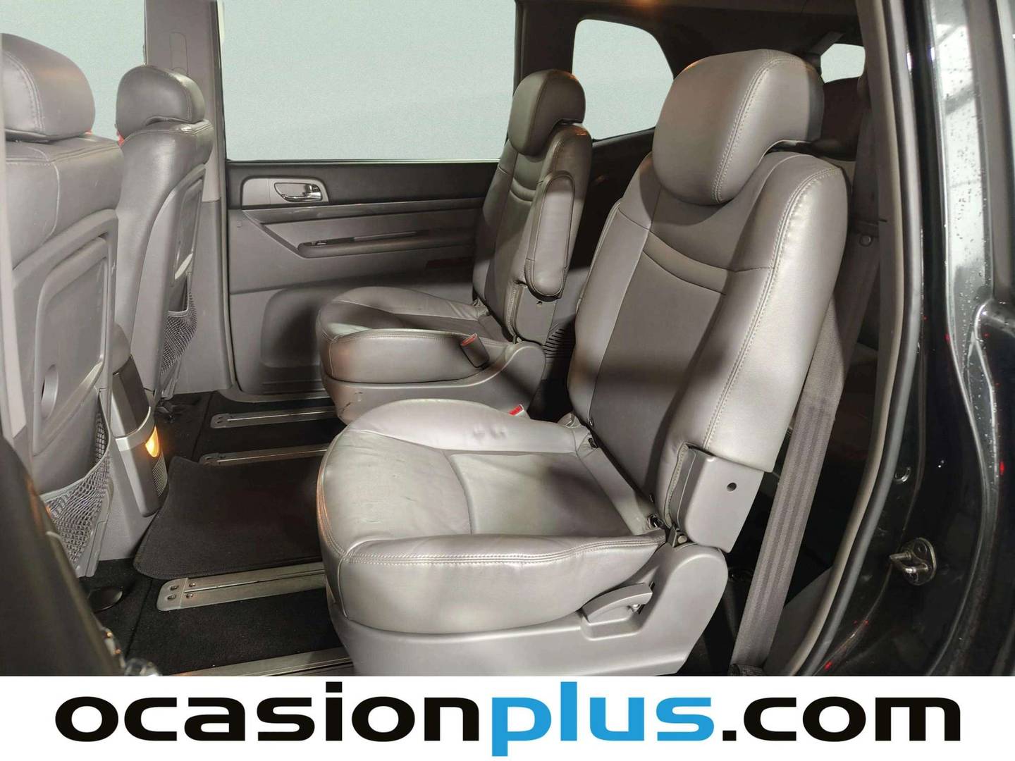 Foto asientos traseros SsangYong Rodius SsangYong Rodius 2.0 e-Xdi Limited 4x4 Auto (155 CV) 7 Plazas