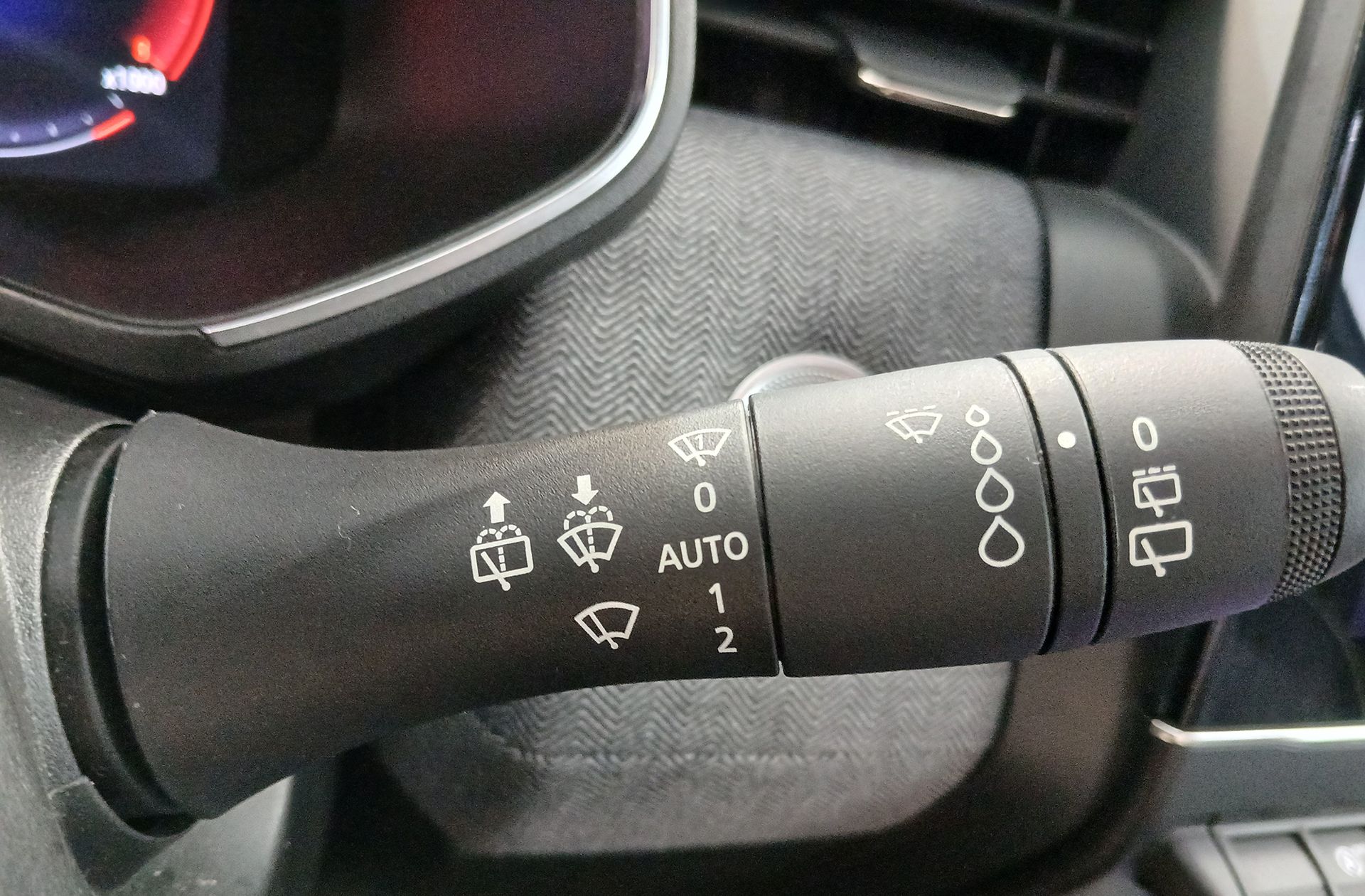 Renault Clio Techno TCe - foto 29