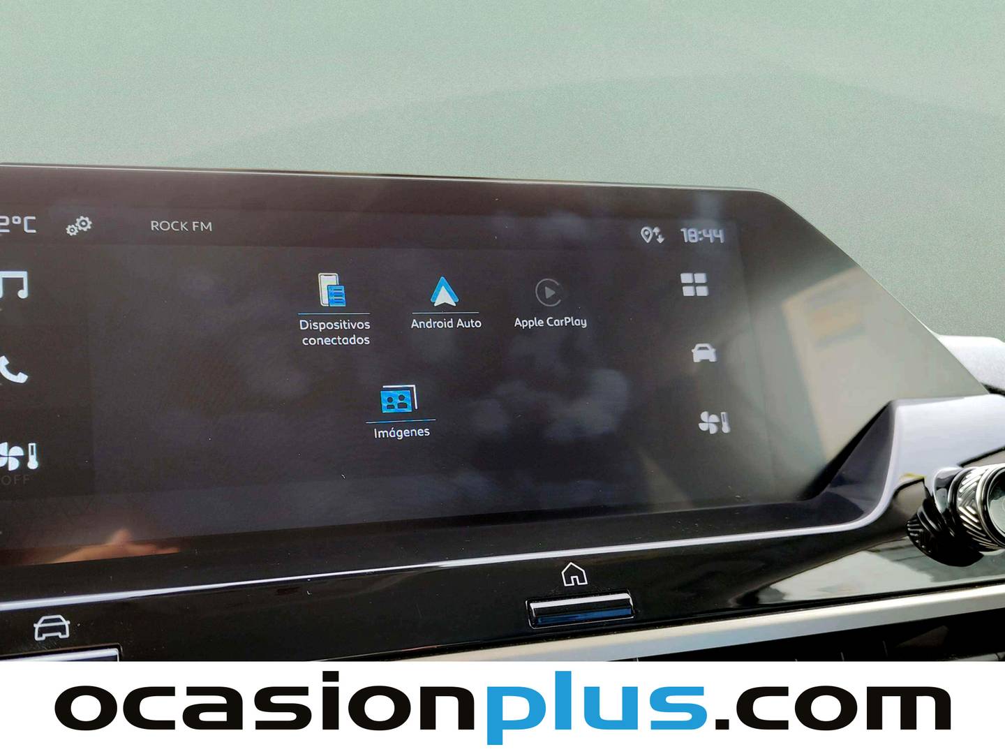 Extras y acabados del Citroën C4 X Citroën C4 X PureTech 100 S&S 6v You (102 CV)