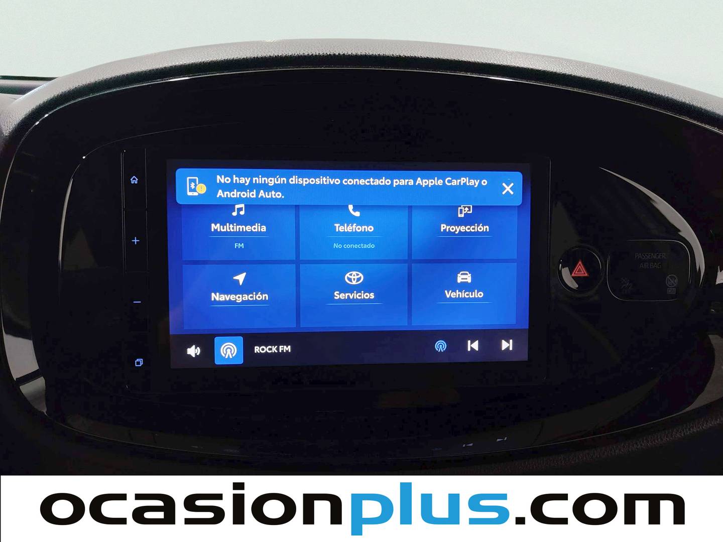 Equipamiento del Toyota Aygo X Cross Toyota Aygo X Cross 1.0 VVT-I Like (72 CV)