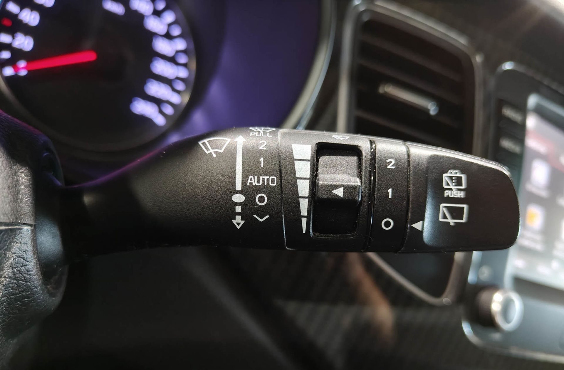 Kia Carens 1.6 GDi Drive - foto 31
