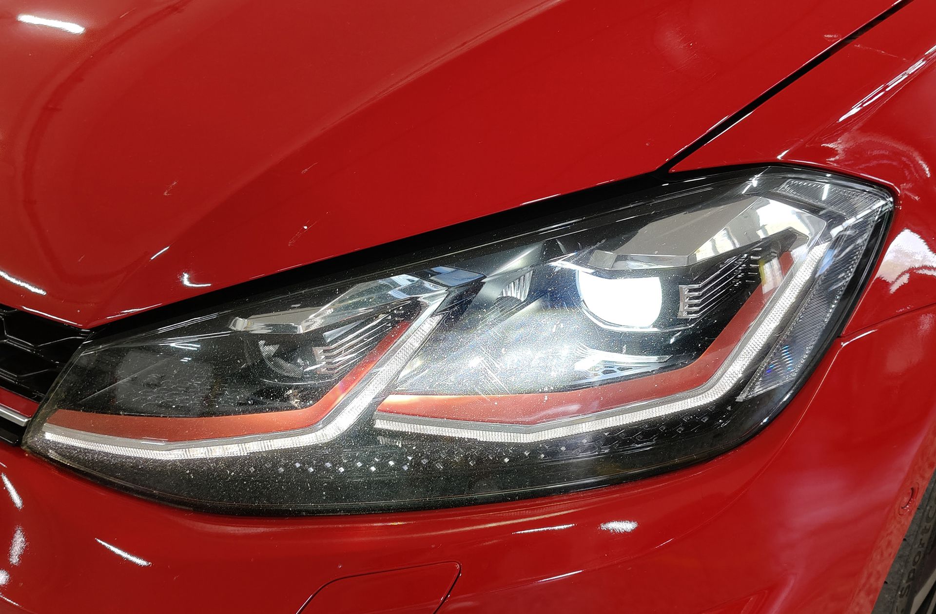 Volkswagen Golf GTI Performance 2.0 TSI DSG - foto 18