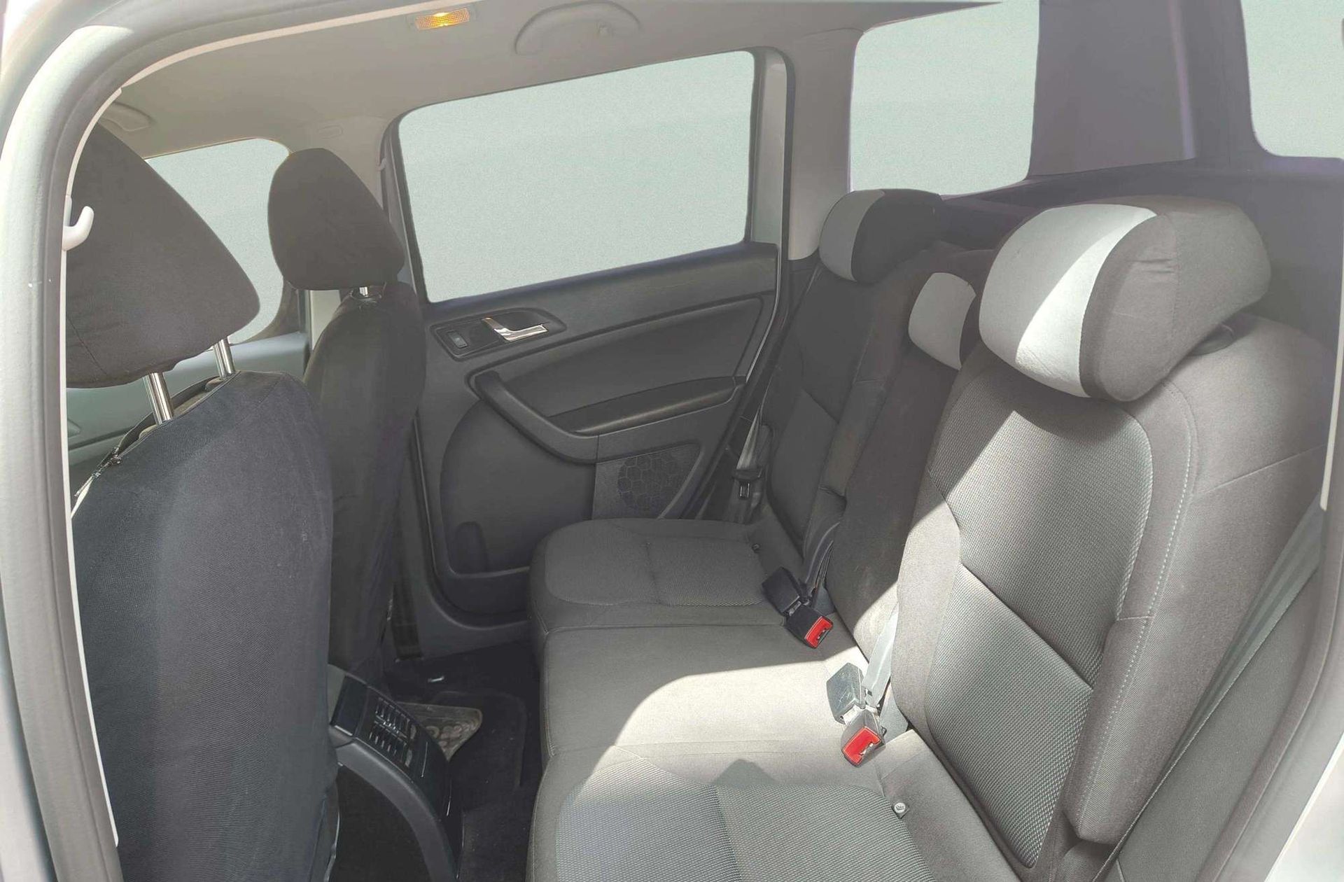 Škoda Yeti 2.0 TDI Outdoor Black - foto 9