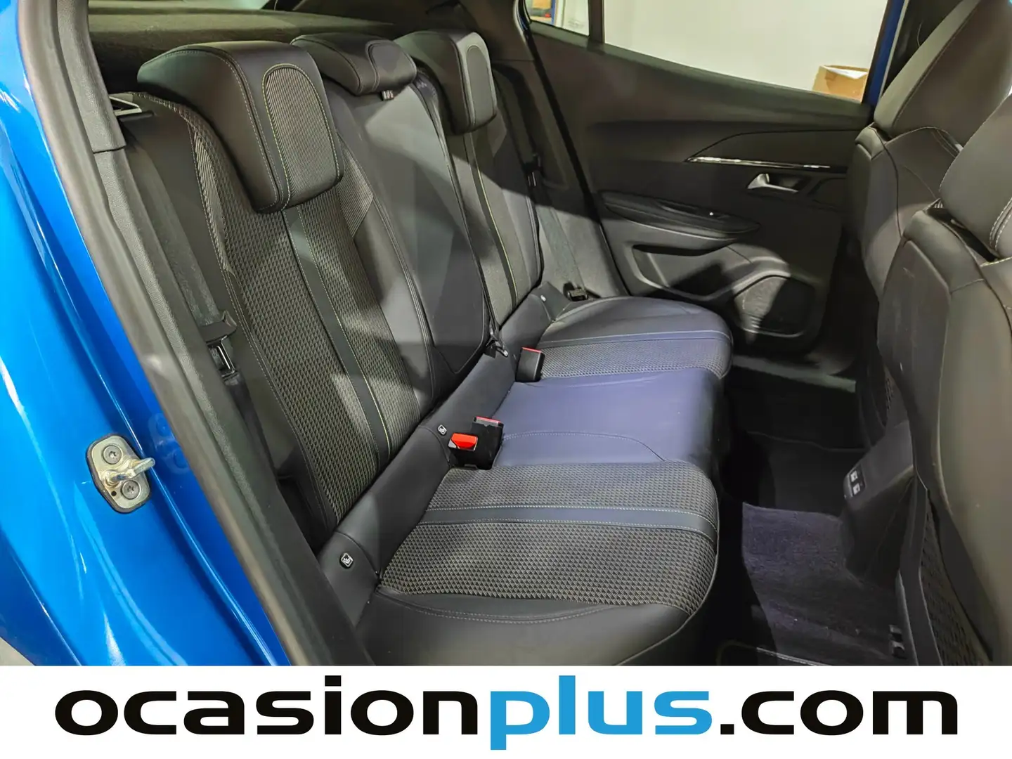 Foto Peugeot 2008 Peugeot 2008 PureTech 130 S&S GT EAT8 (130 CV)