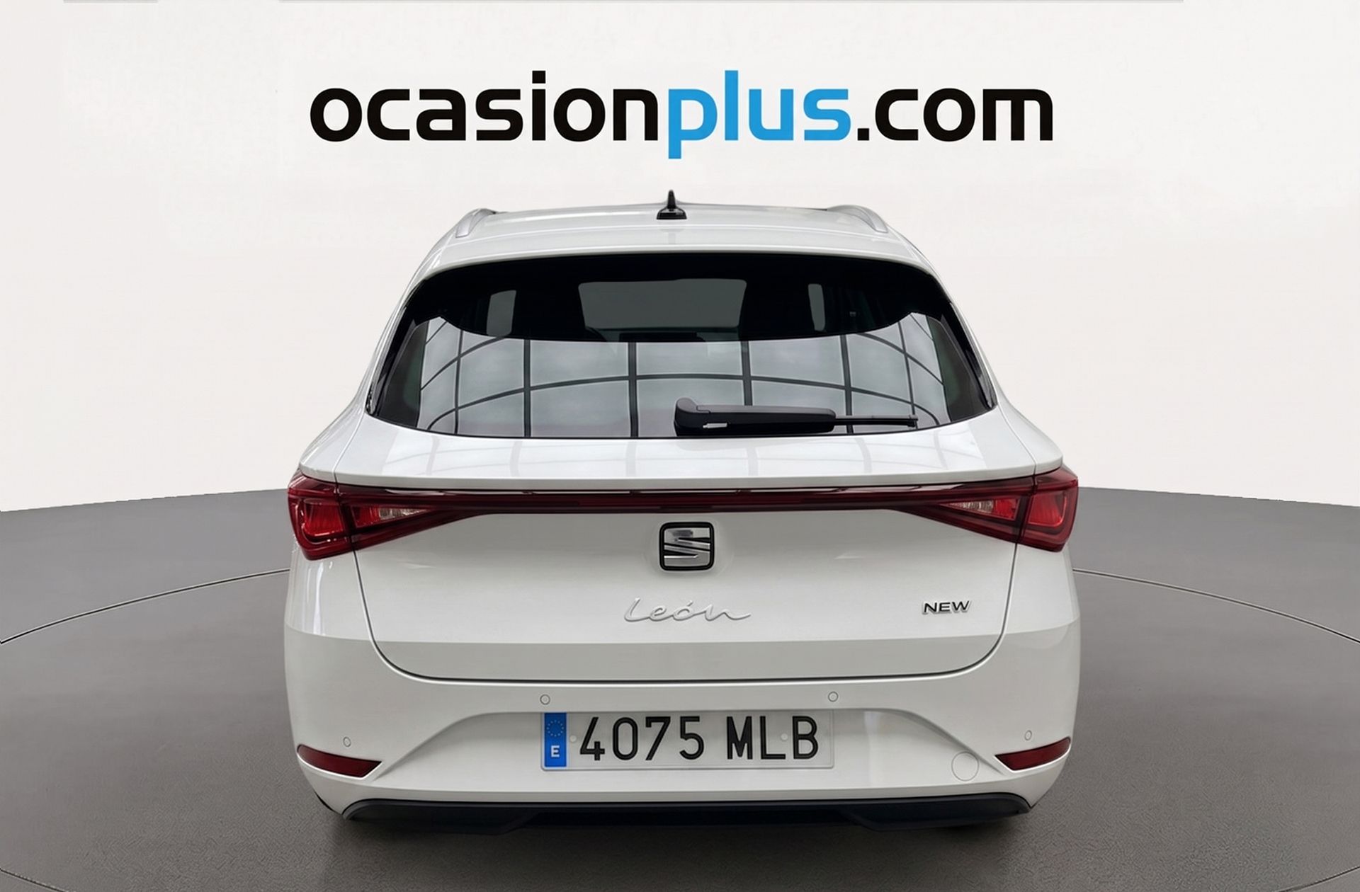 SEAT León ST 2.0 TDI Style XL DSG - foto 14