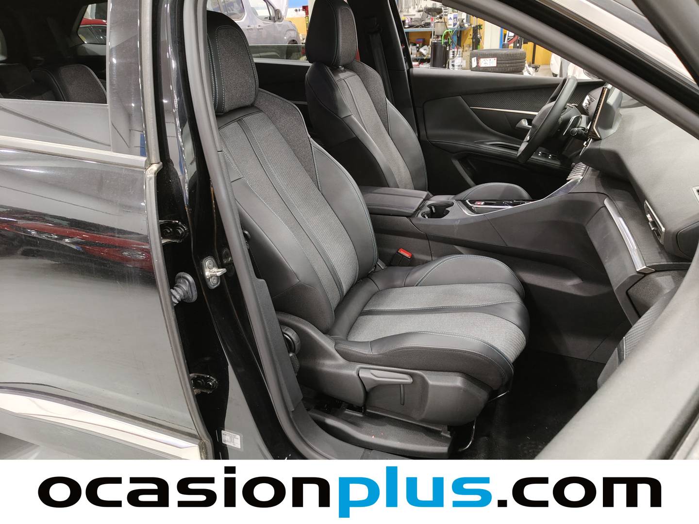 Foto Peugeot 5008 Peugeot 5008 BlueHDI 130 S&S Allure Pack EAT8 7 Plazas (130 CV)