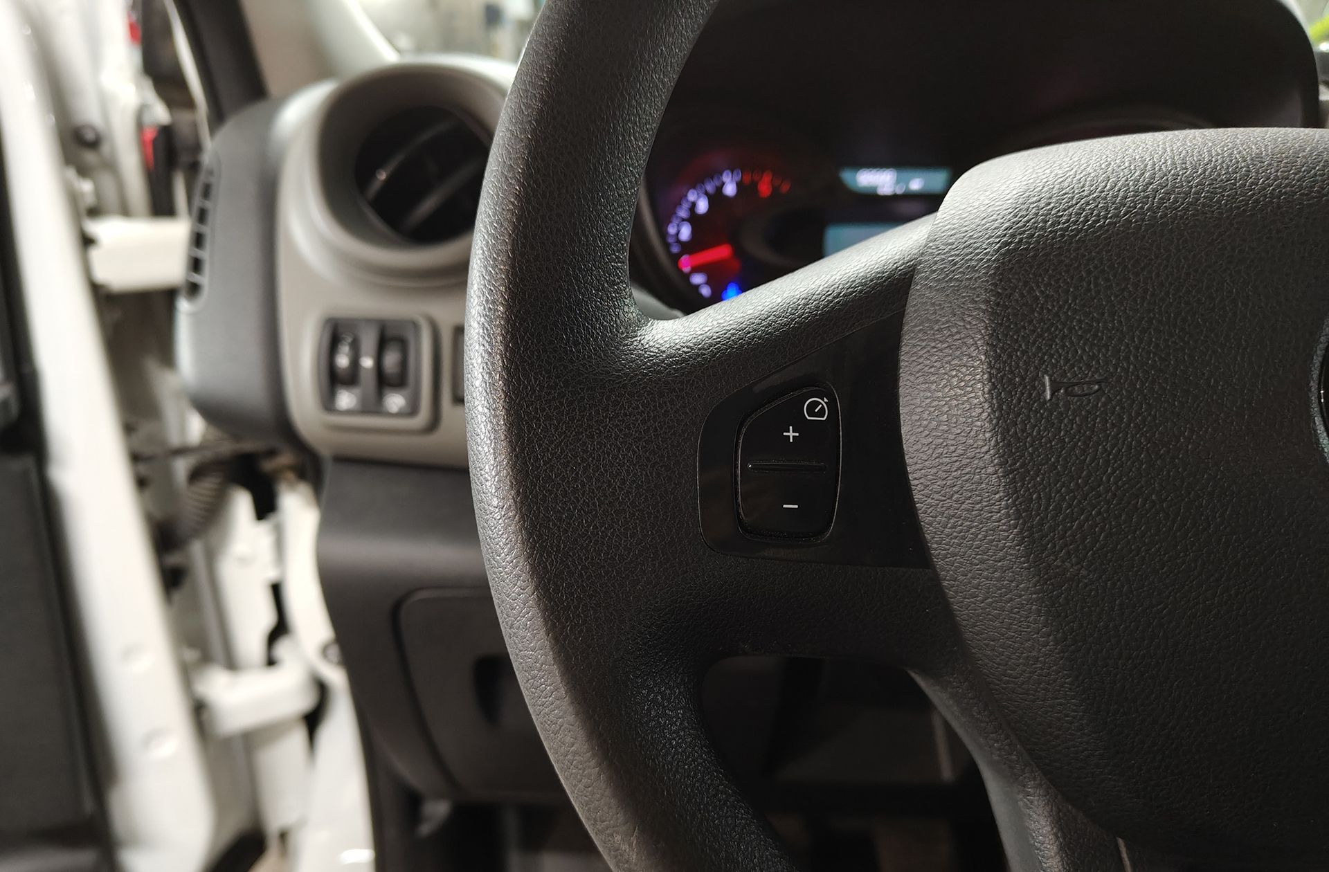 Renault Trafic dCi 125 Combi Energy 9 plazas - foto 27