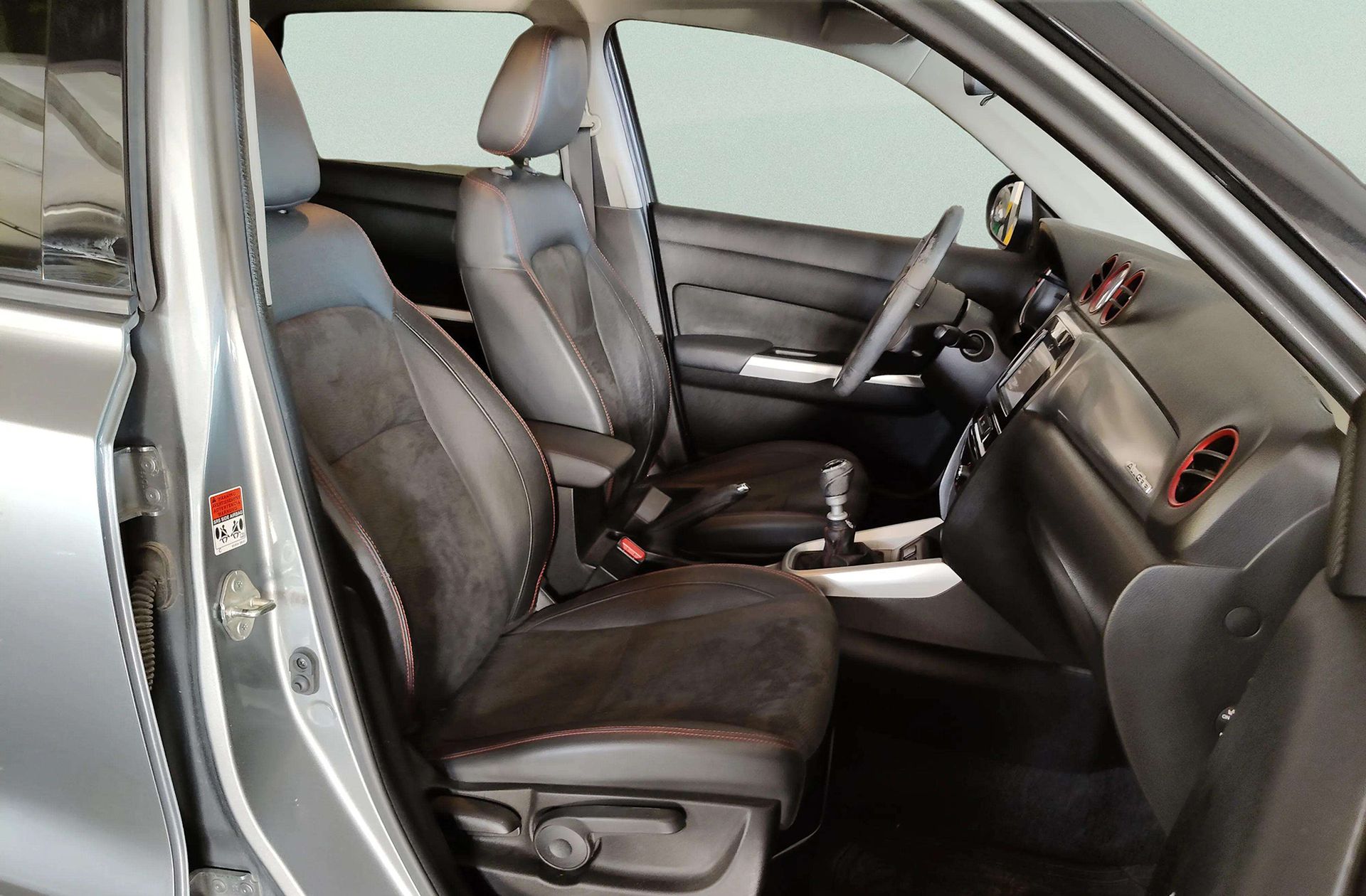 Suzuki Vitara 1.4 Turbo S 4WD - foto 22