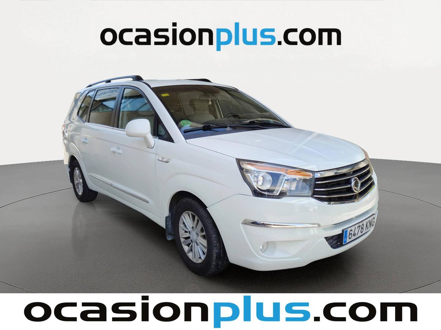 Foto delantera SsangYong Rodius SsangYong Rodius D22T Premium Auto (178 CV) derecha