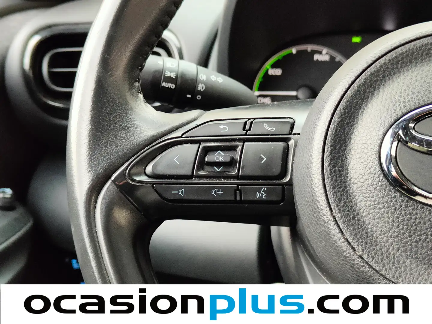 Foto Toyota Yaris Toyota Yaris 120H Business Plus (116 CV)