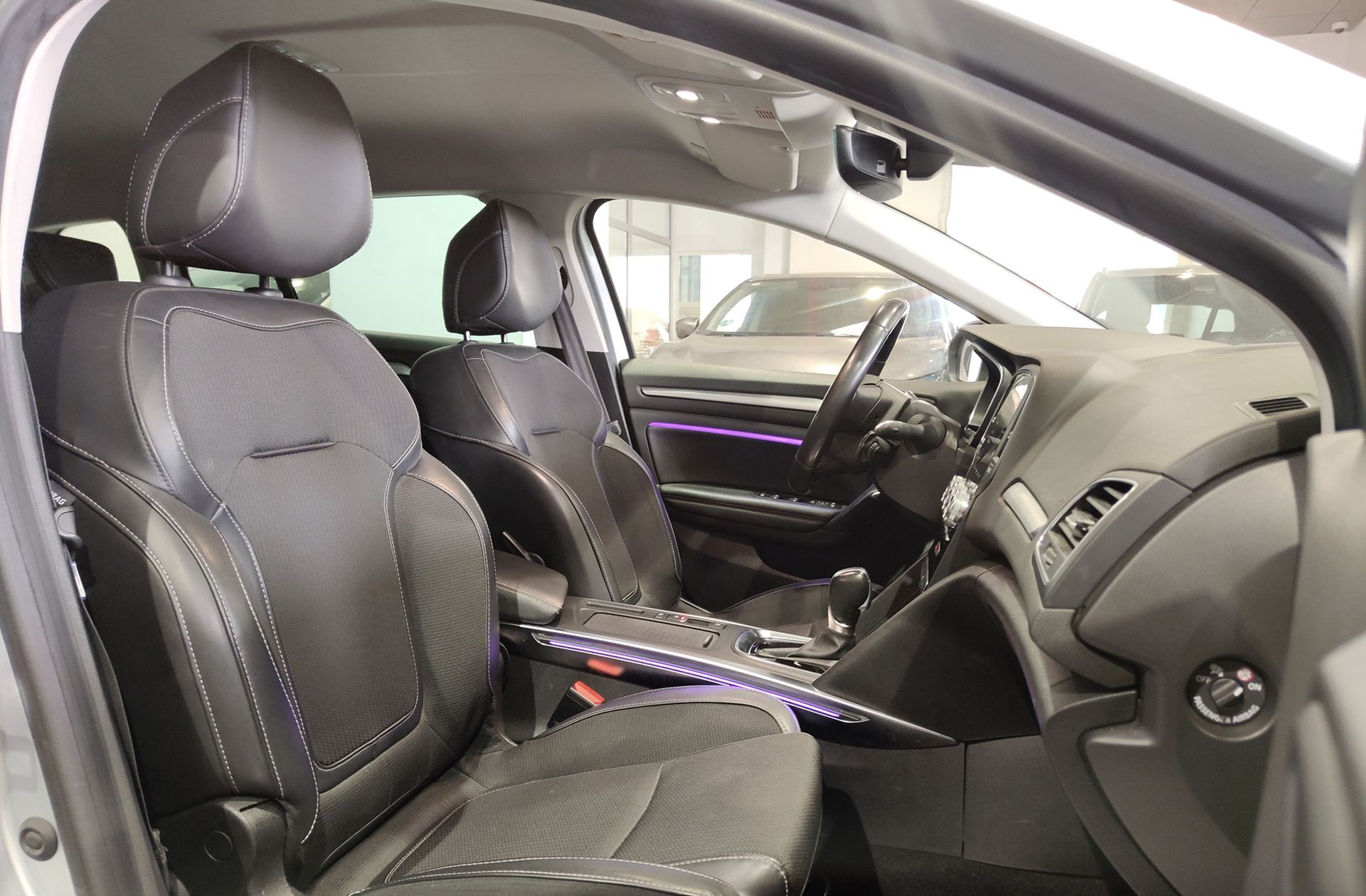 Renault Mégane Sport Tourer Zen E-Tech - foto 18