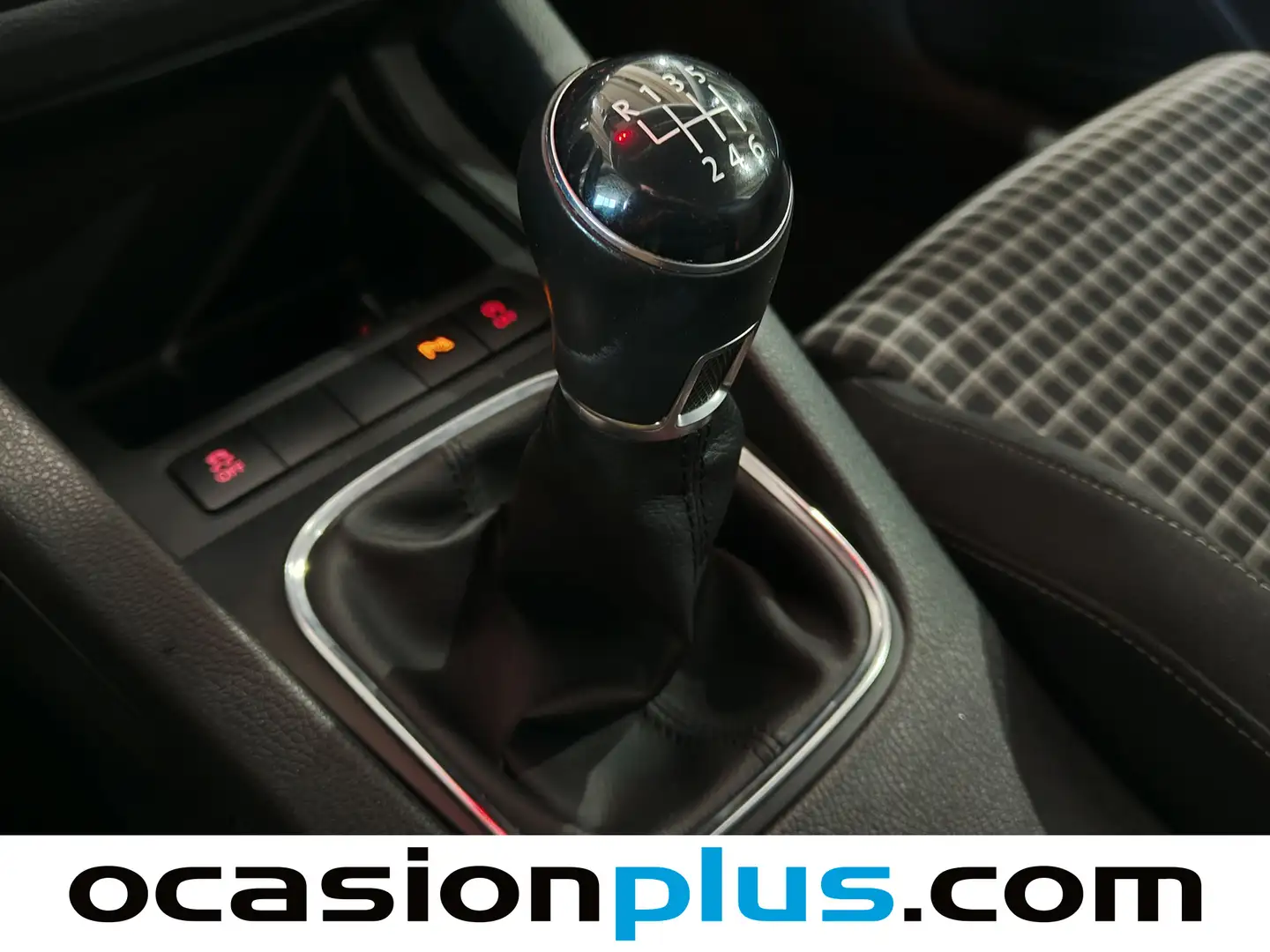 Foto Volkswagen Scirocco Volkswagen Scirocco Typhoon by R-Line 2.0 TSI BMT (180 CV)