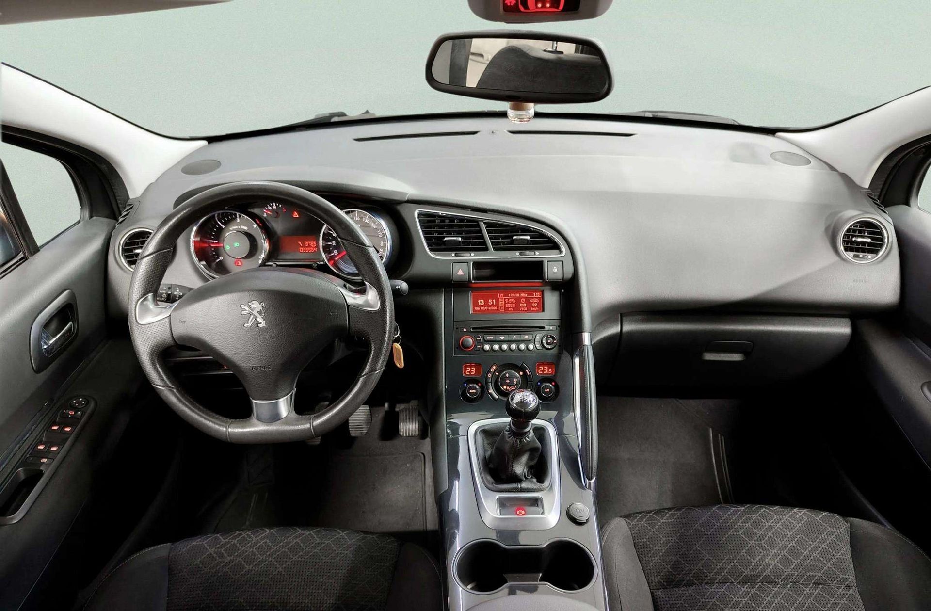 Peugeot 3008 1.6 BlueHDi FAP Style - foto 7